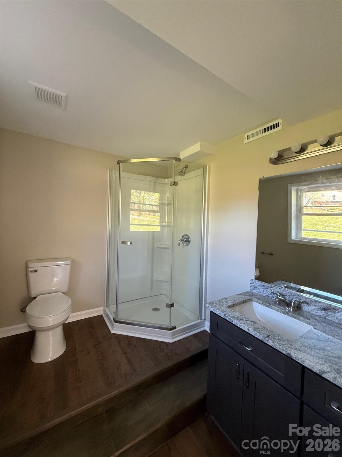 3730 Sedgefield Drive Property Photo 9