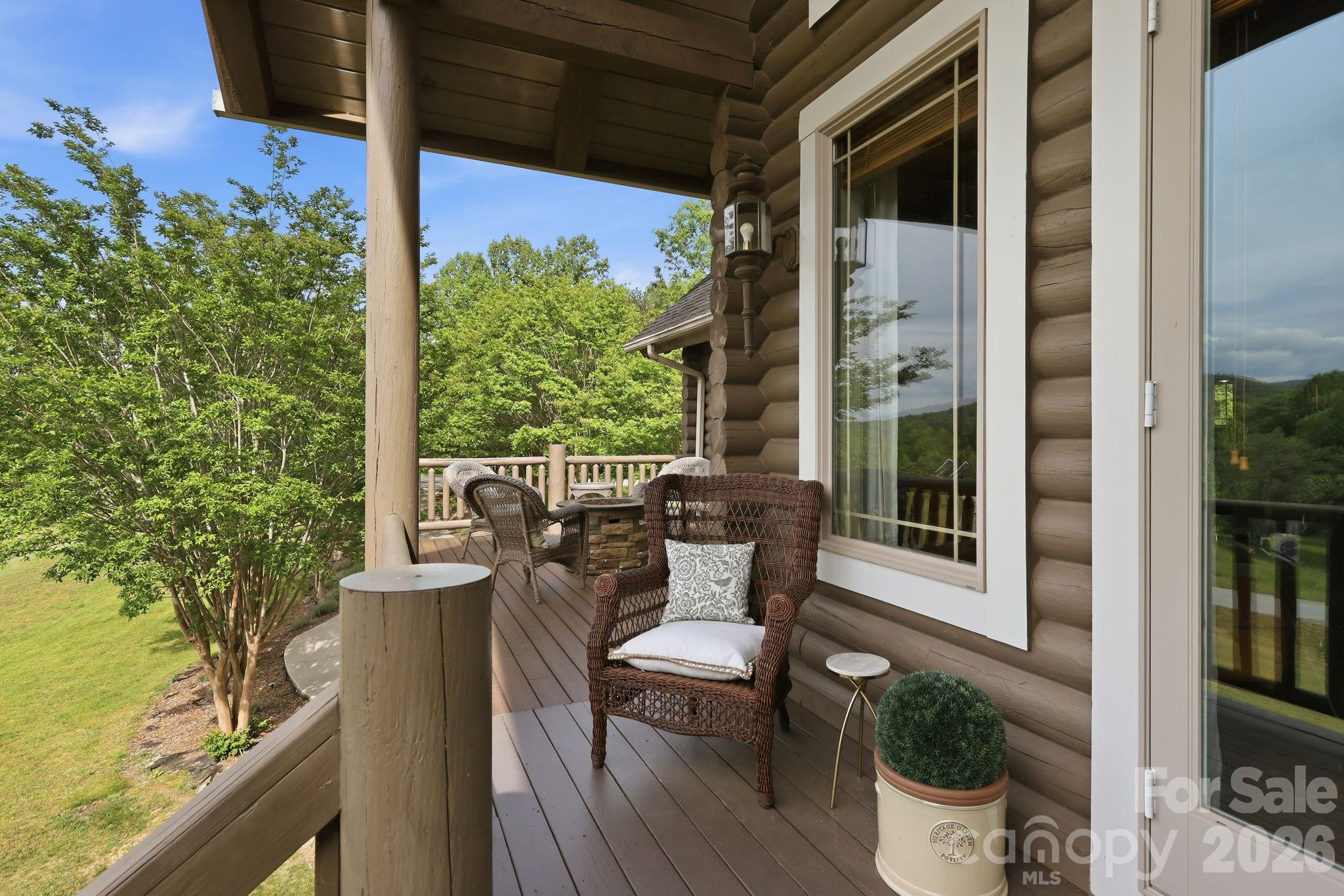 112 Sunny Morning Court Property Photo 33