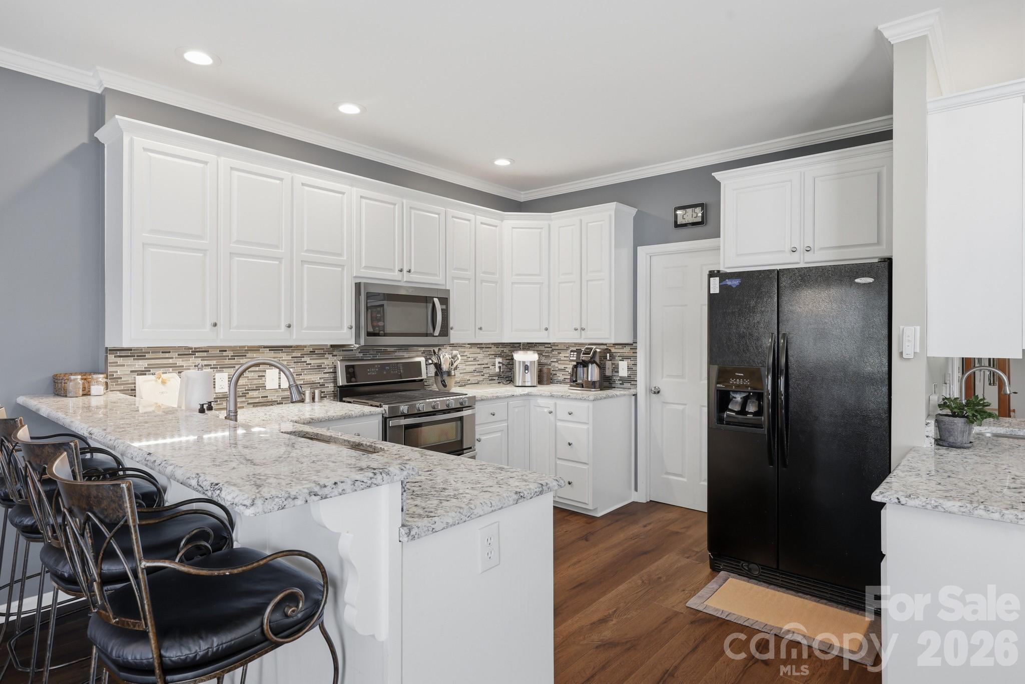 233 Lake View Place D1 Property Photo 11