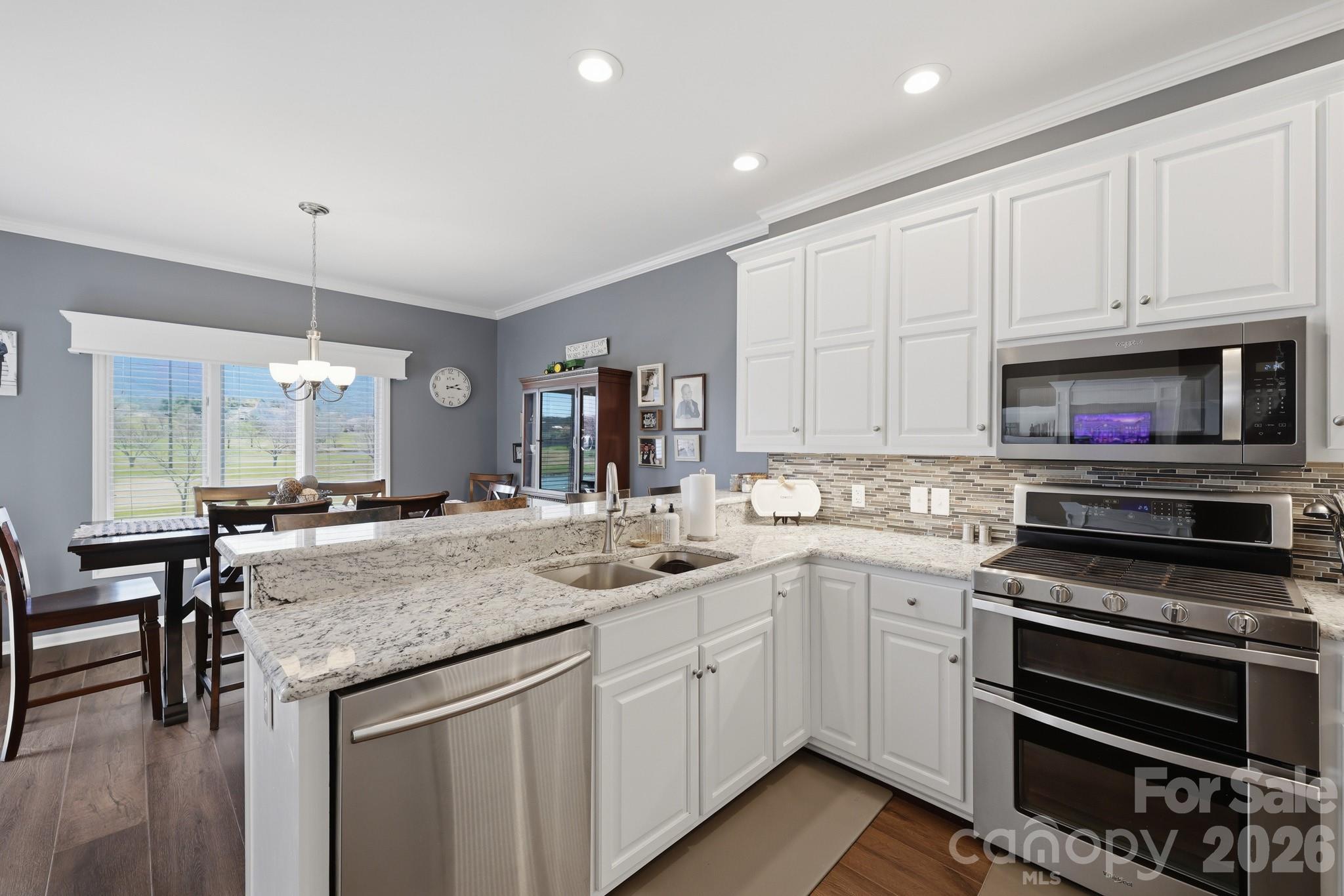 233 Lake View Place D1 Property Photo 12