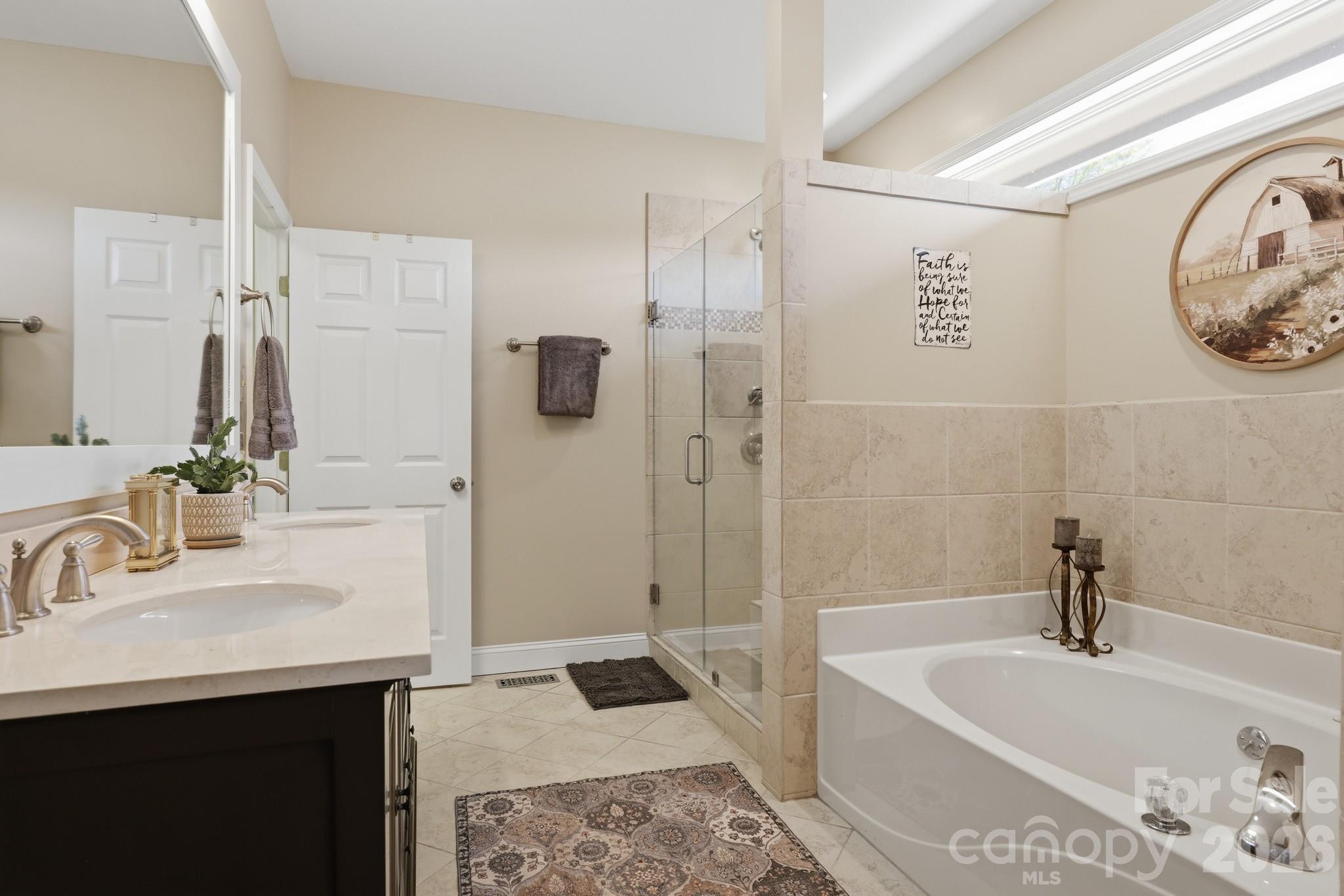 233 Lake View Place D1 Property Photo 18
