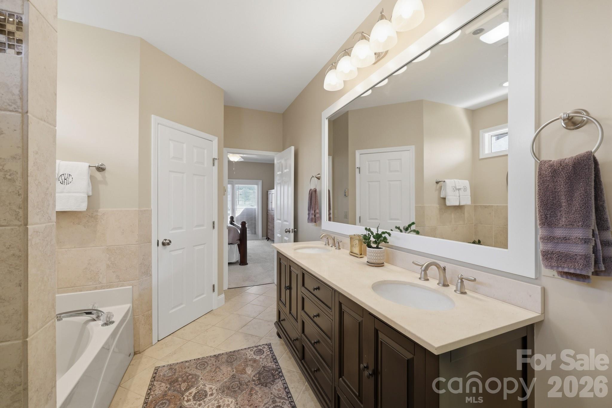 233 Lake View Place D1 Property Photo 20