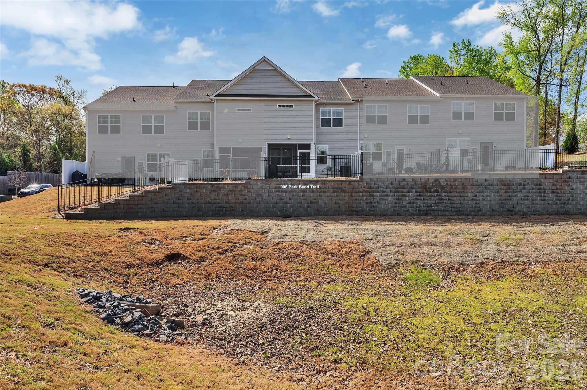 906 Park Bend Trail Property Photo 27