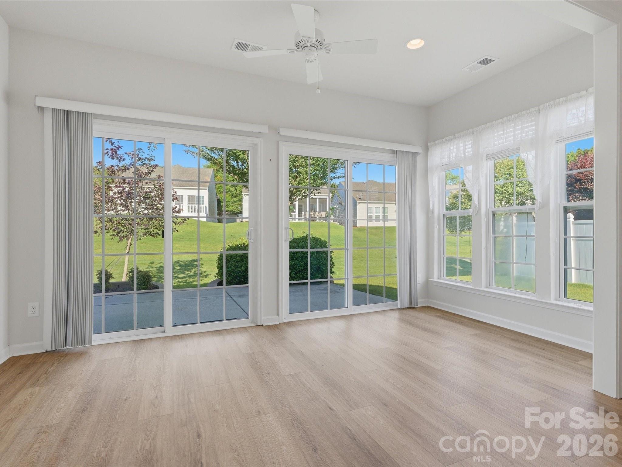 3918 Yosemite Way Property Photo 12
