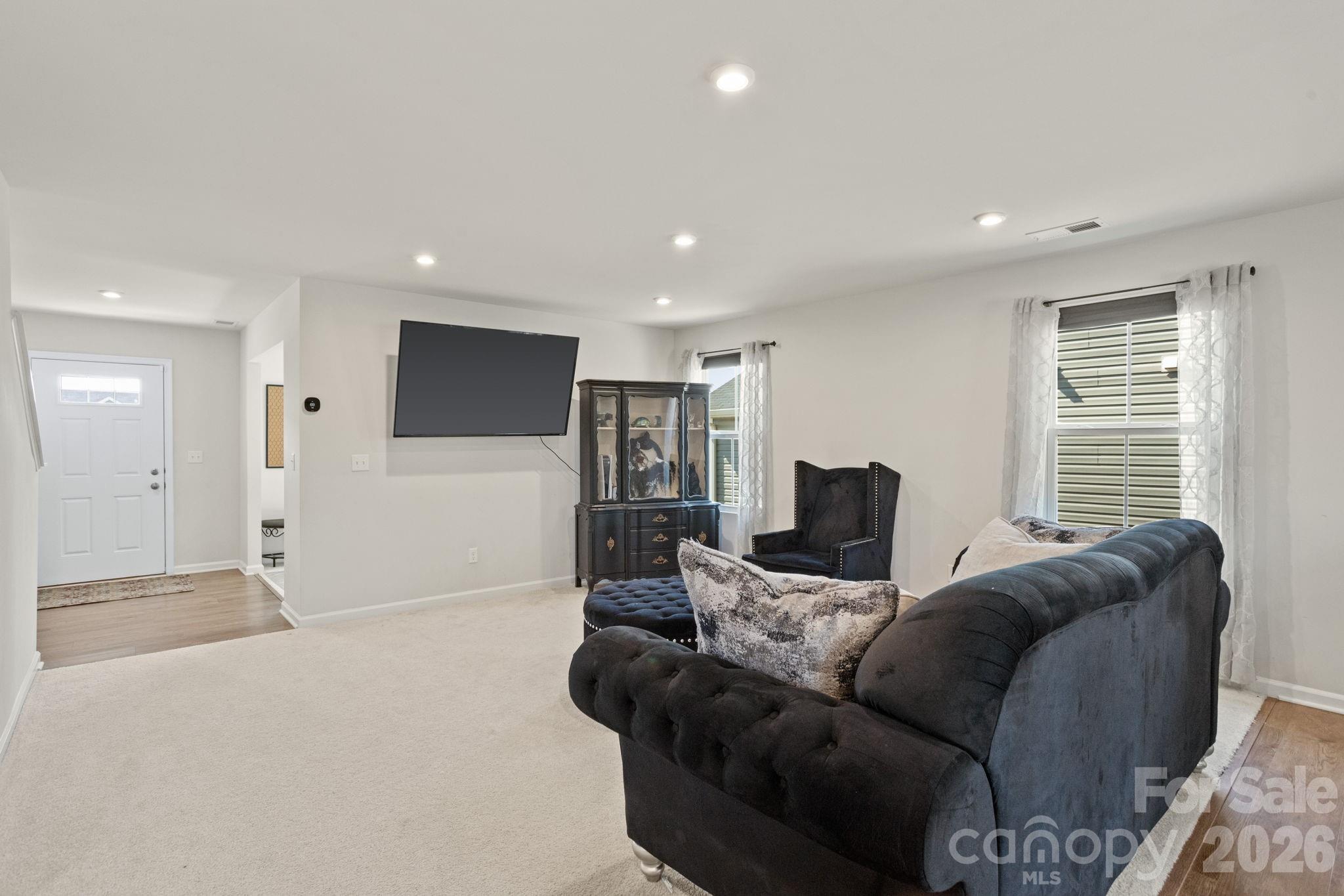 244 Ingram Court Property Photo 10