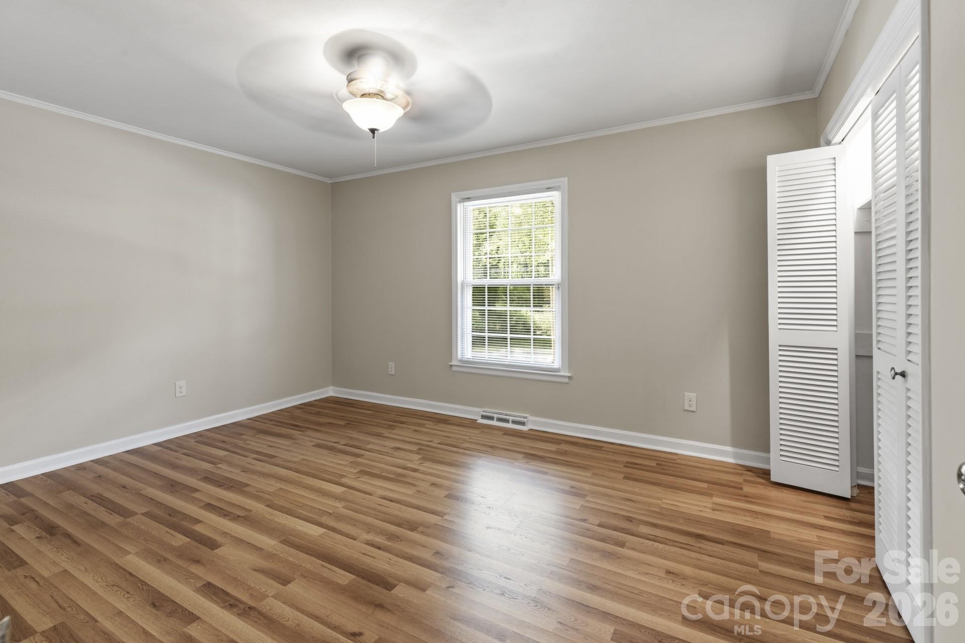 607 12th Avenue Property Photo 20