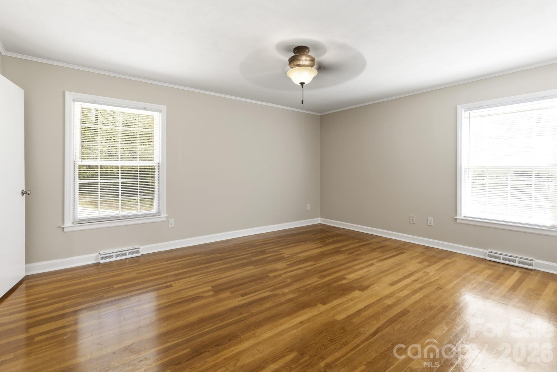607 12th Avenue Property Photo 21