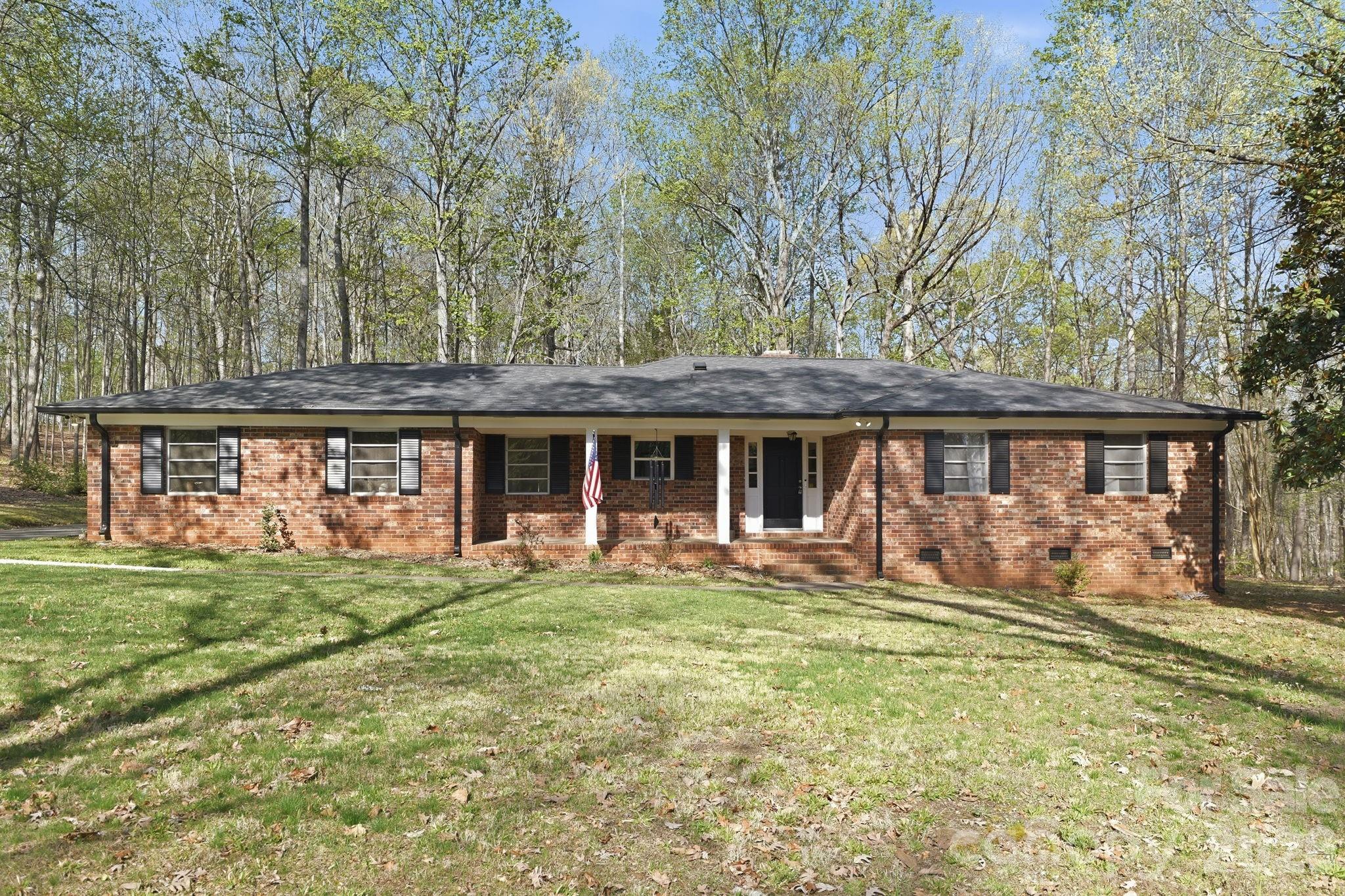 11715 Timber Ridge Road Property Photo 1