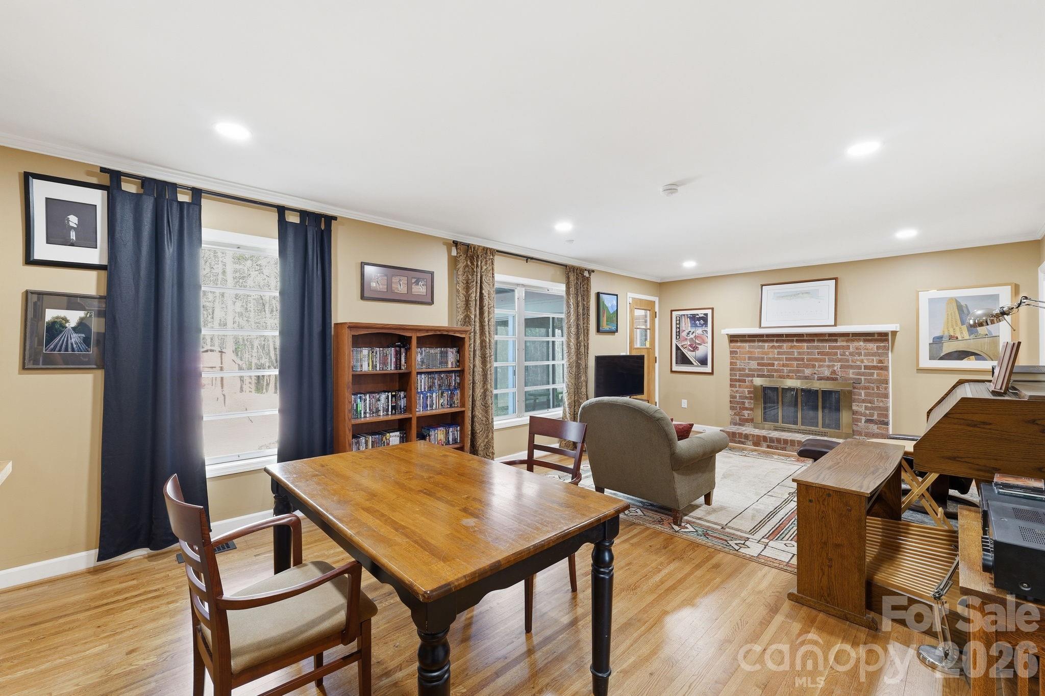 11715 Timber Ridge Road Property Photo 19