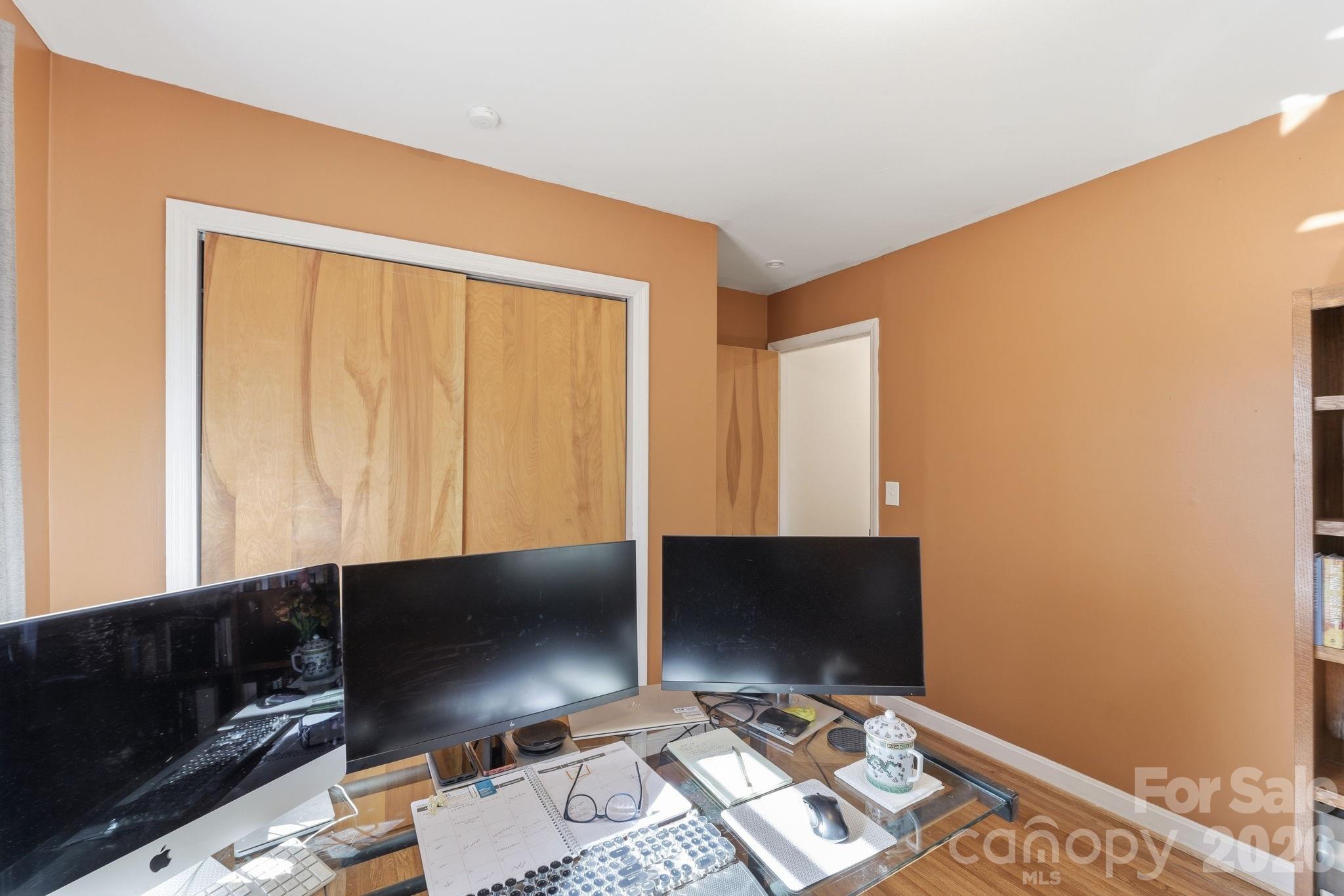 11715 Timber Ridge Road Property Photo 28