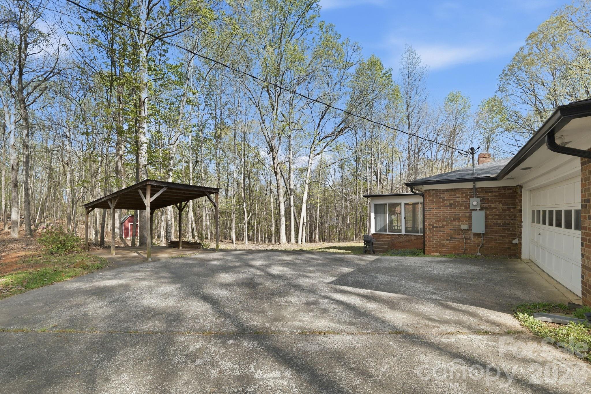 11715 Timber Ridge Road Property Photo 37