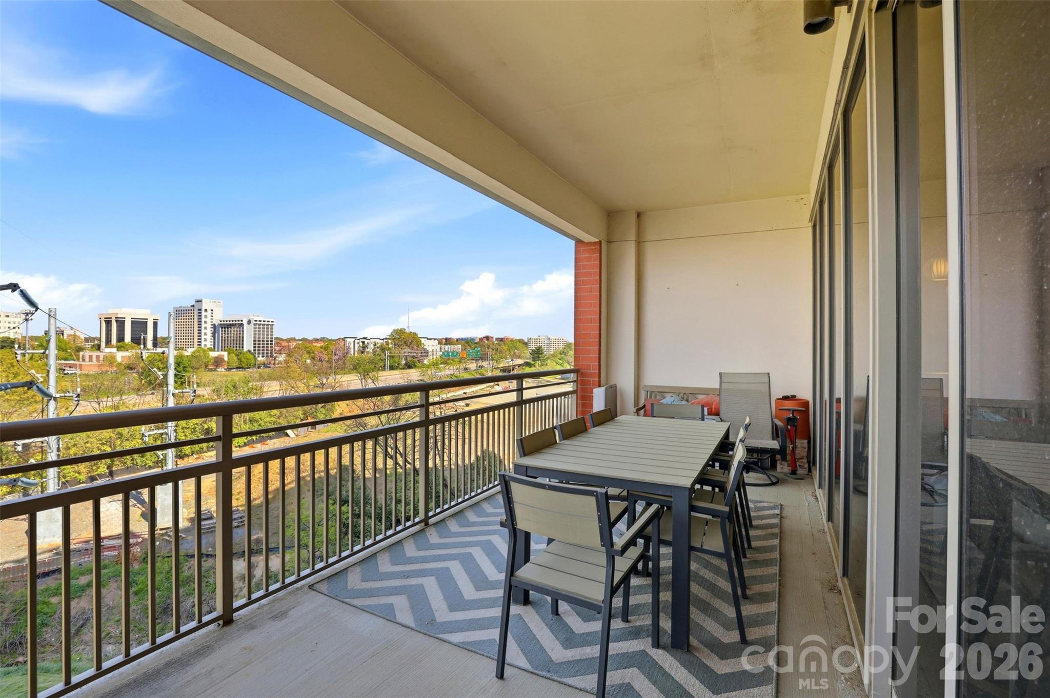 701 Royal Court 508 Property Photo 21