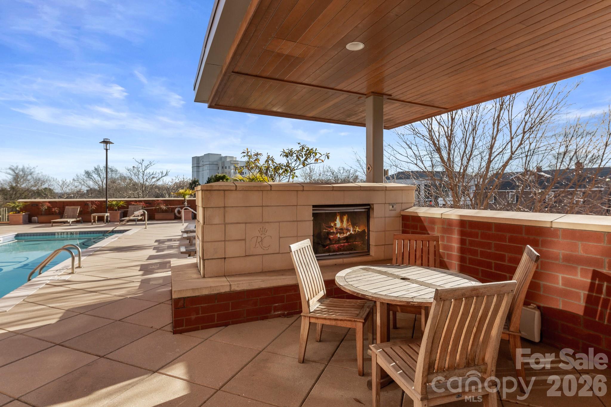 701 Royal Court 508 Property Photo 30