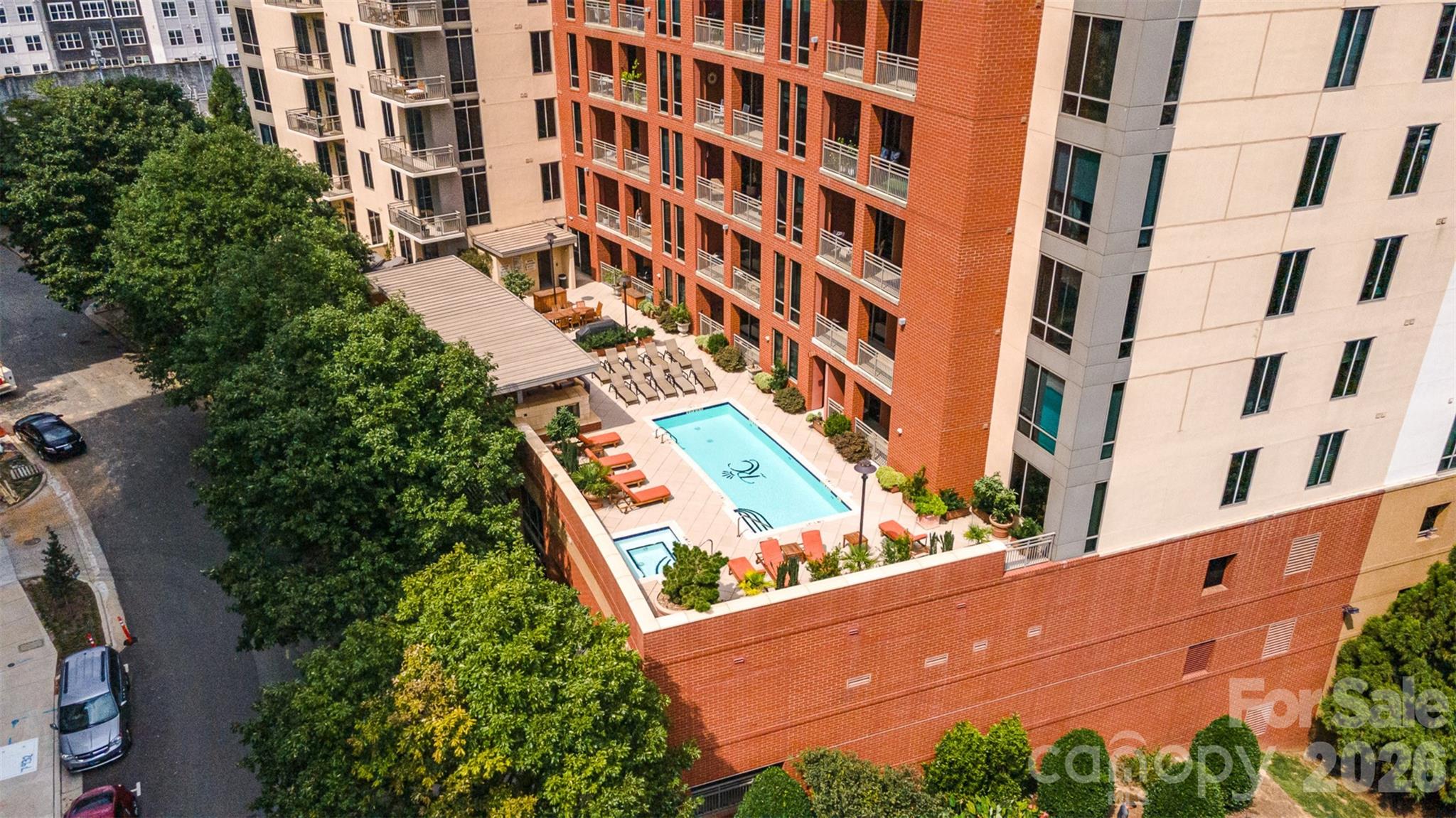 701 Royal Court 508 Property Photo 31
