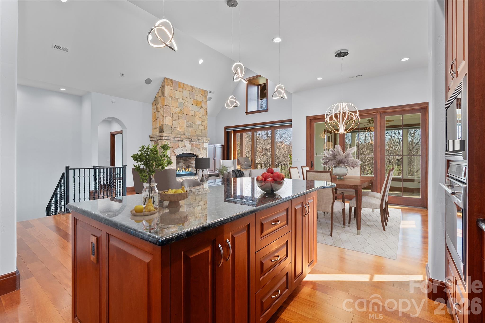 34 Foxbridge Way Property Photo 8
