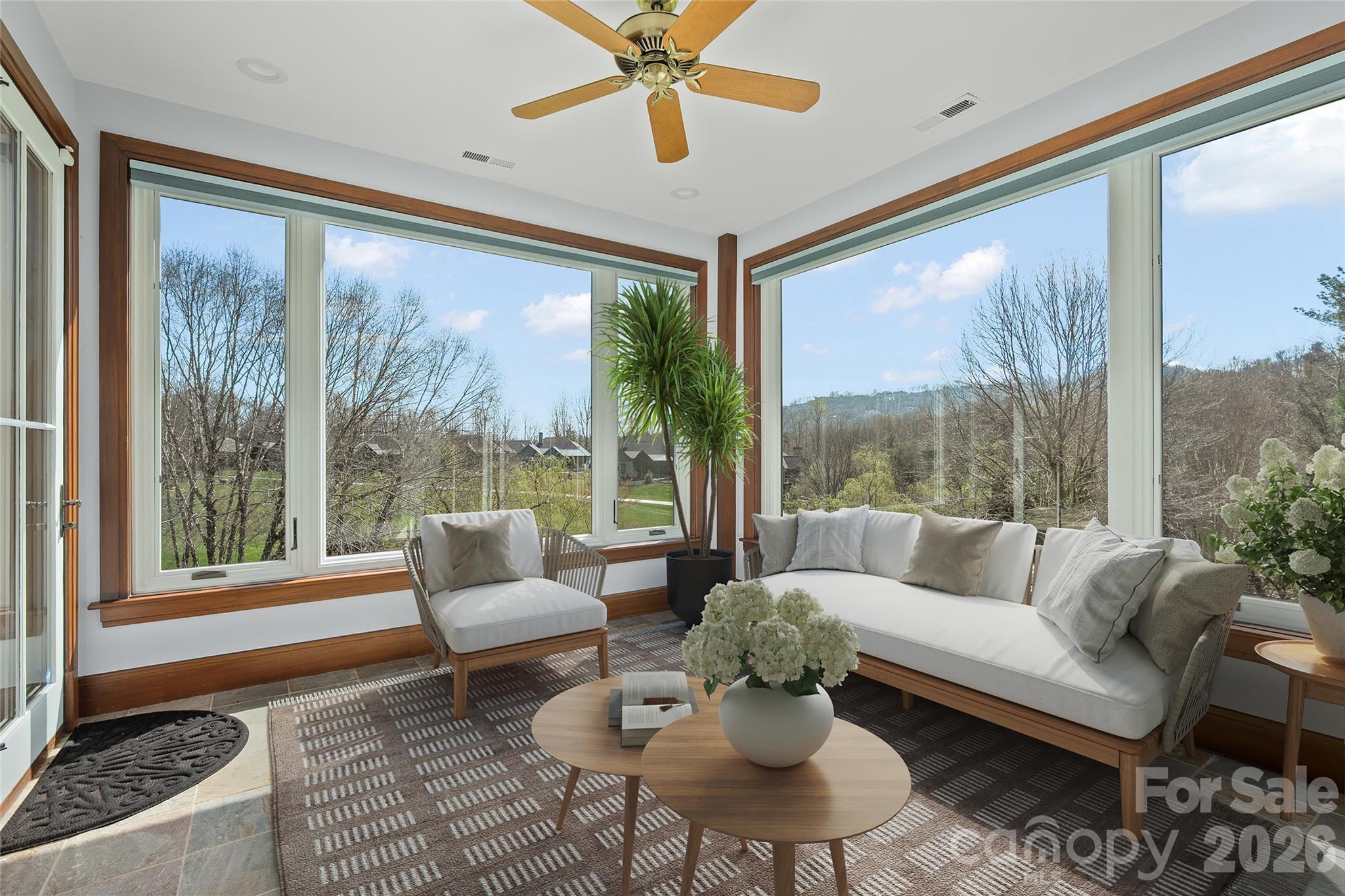 34 Foxbridge Way Property Photo 9
