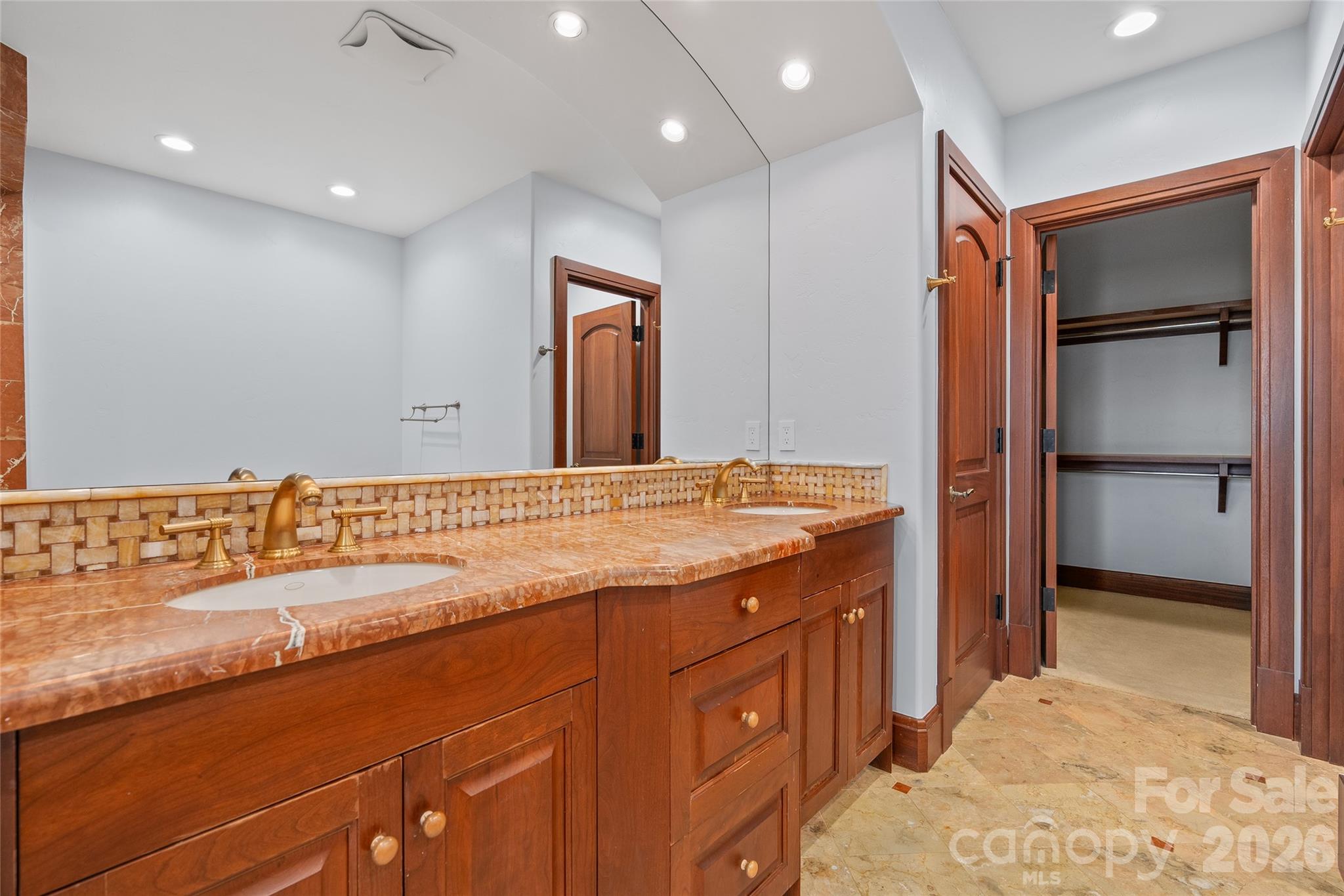 34 Foxbridge Way Property Photo 20