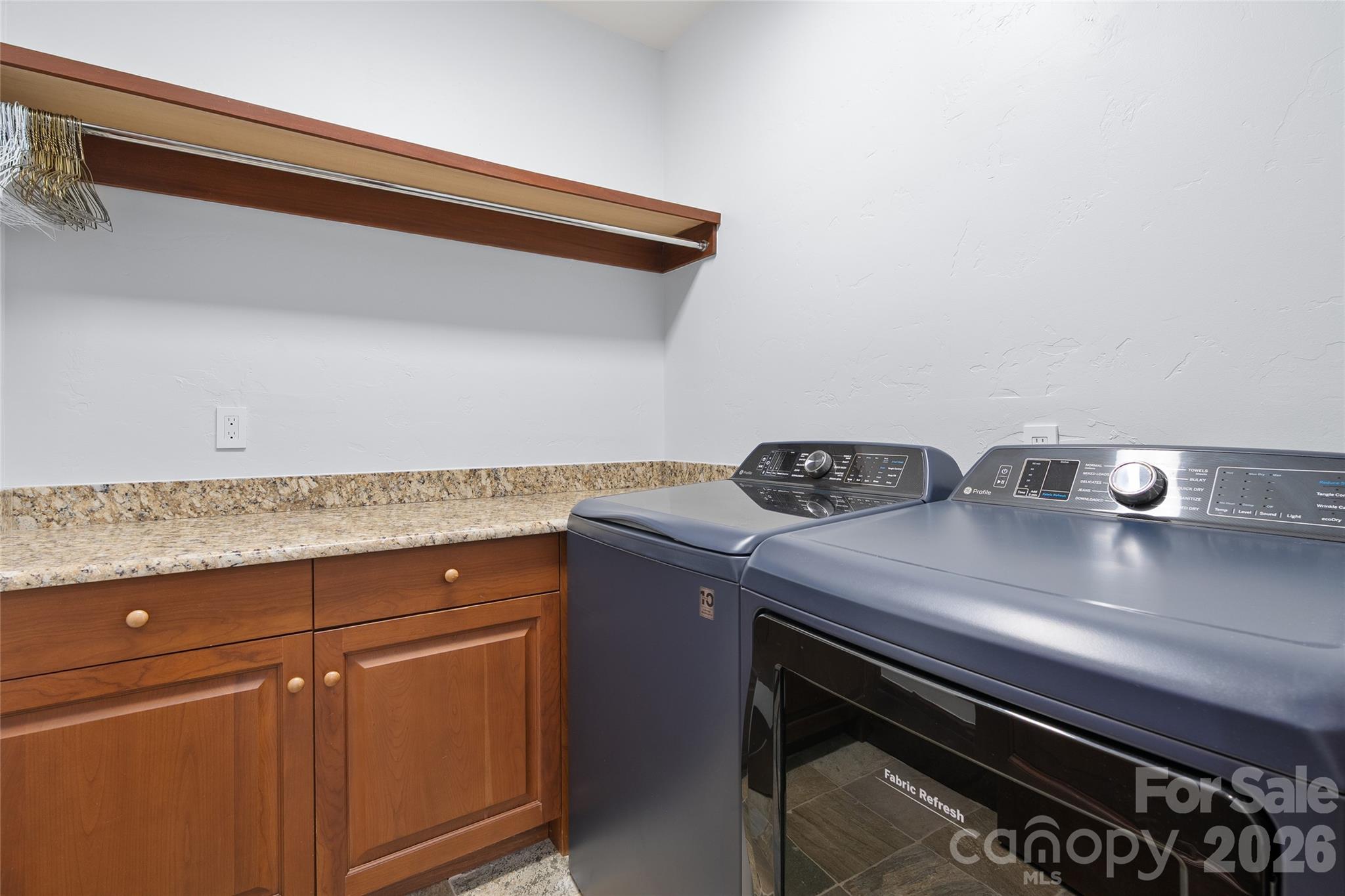 34 Foxbridge Way Property Photo 21