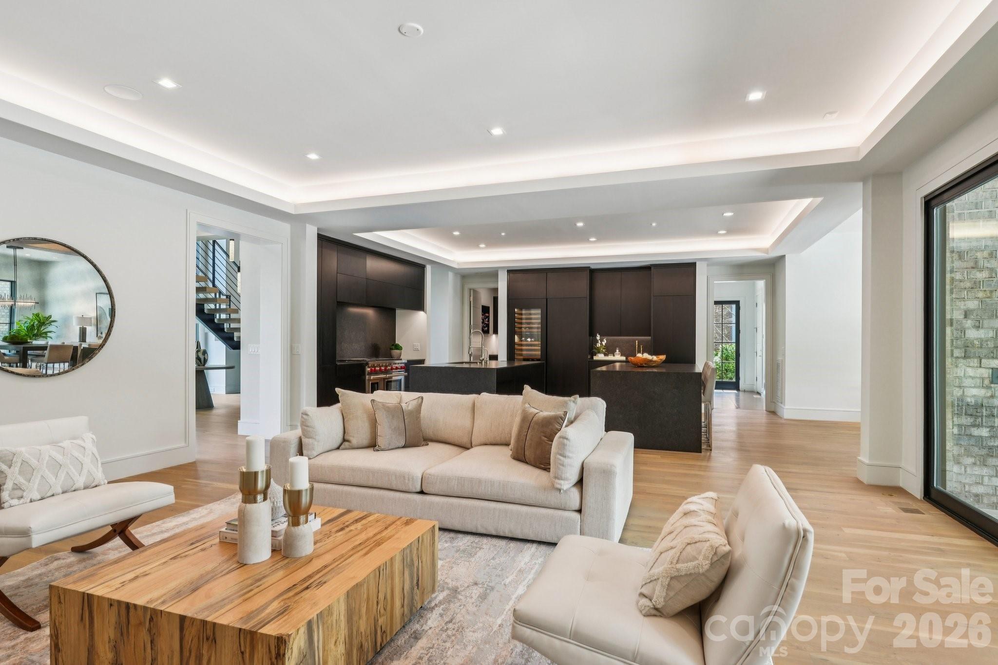 2103 Cortelyou Road Property Photo 11