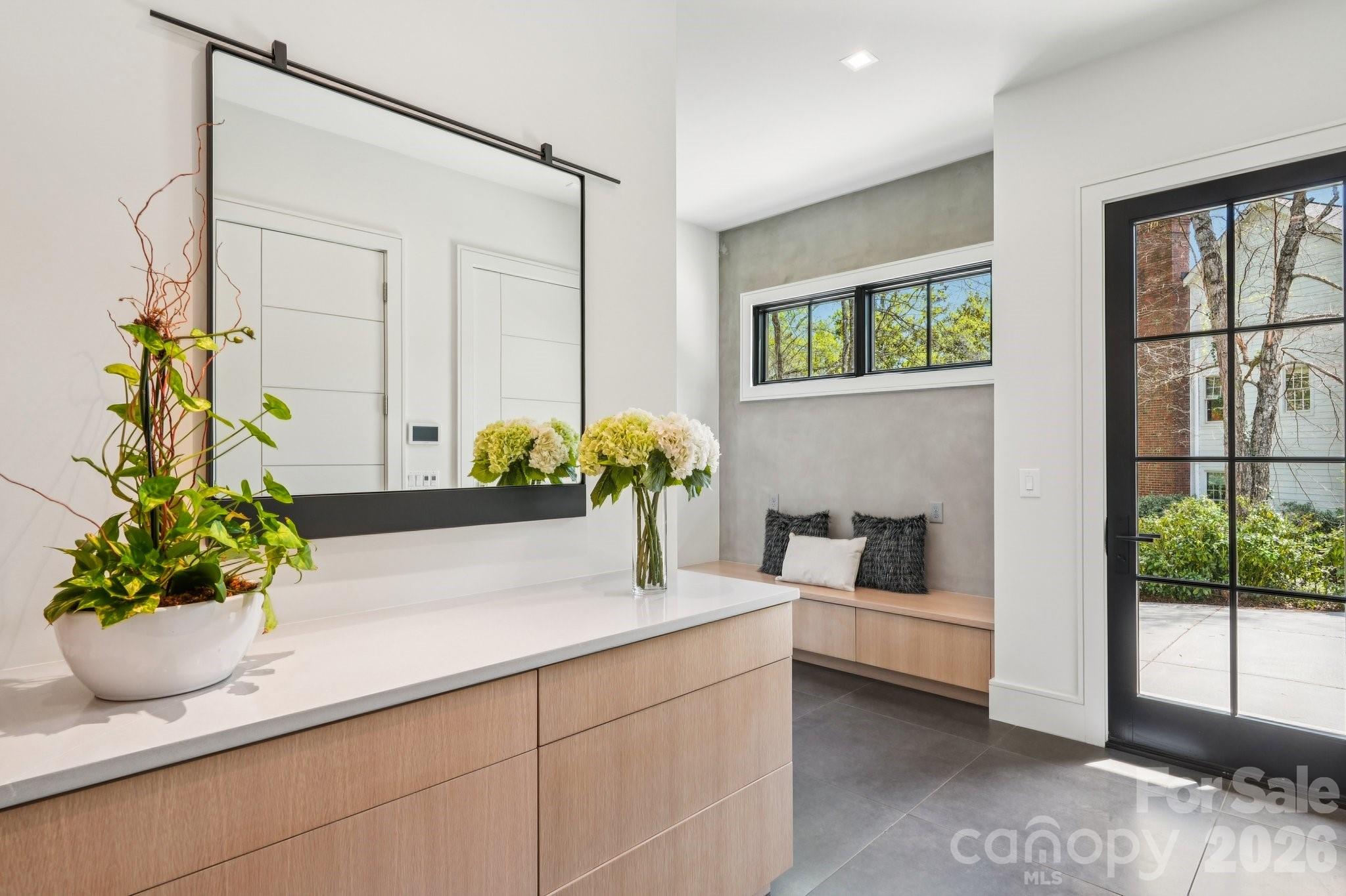 2103 Cortelyou Road Property Photo 23