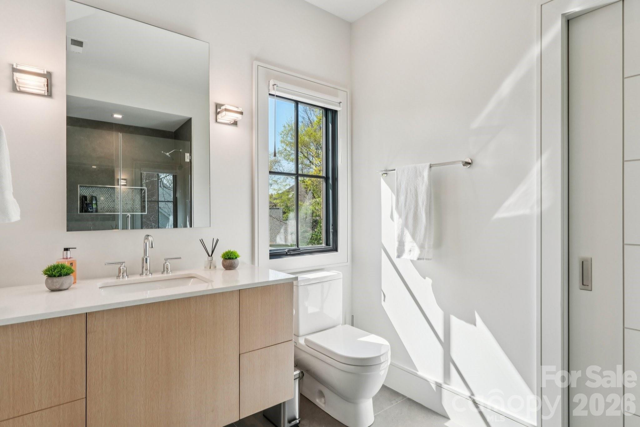 2103 Cortelyou Road Property Photo 28