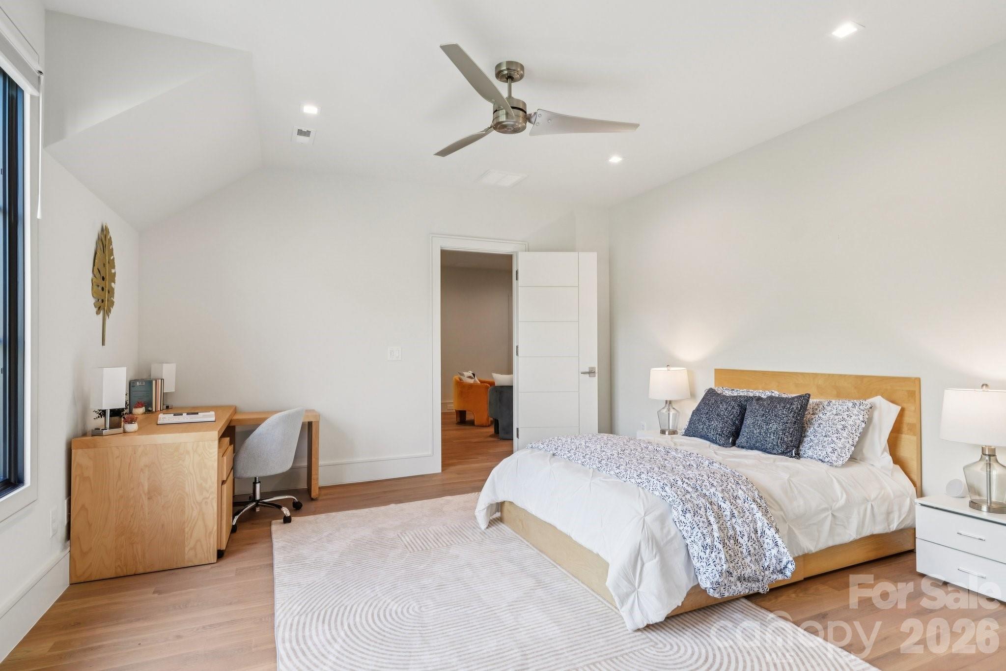 2103 Cortelyou Road Property Photo 32