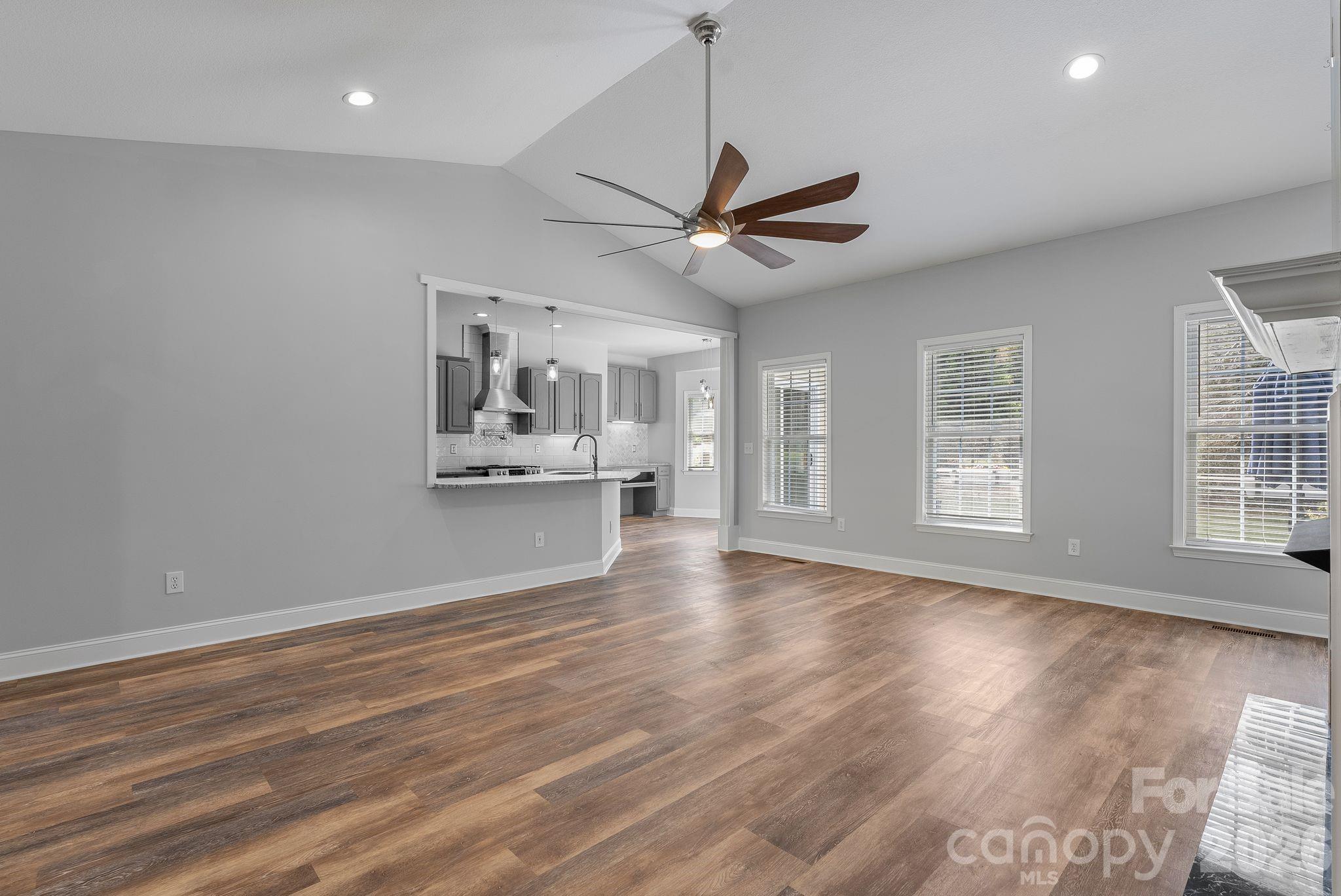 79 Mill Pond Way Property Photo 9