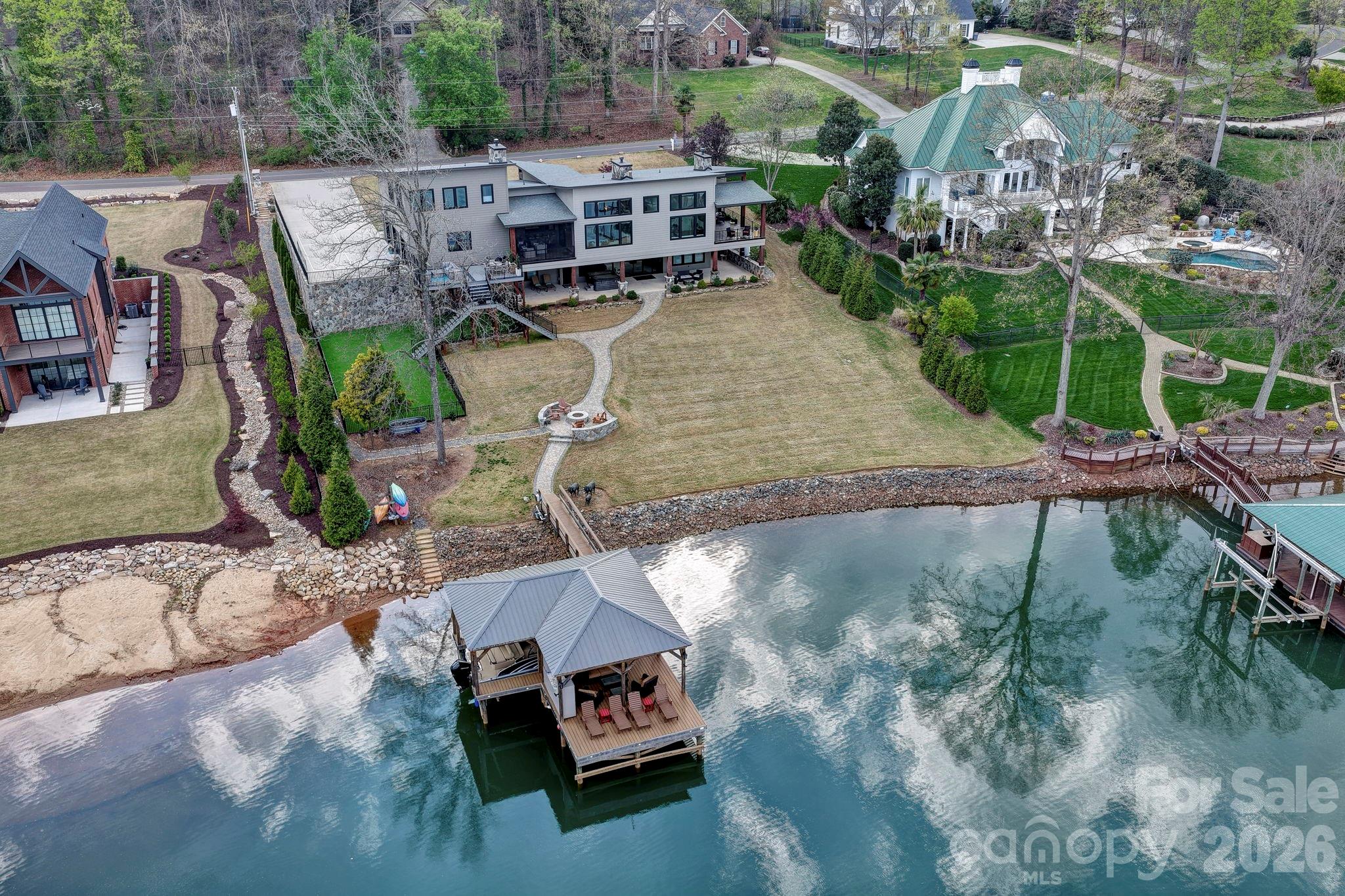 644 Normandy Road Property Photo 2