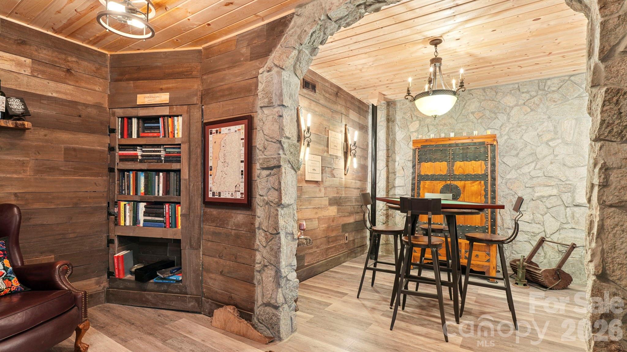 644 Normandy Road Property Photo 37