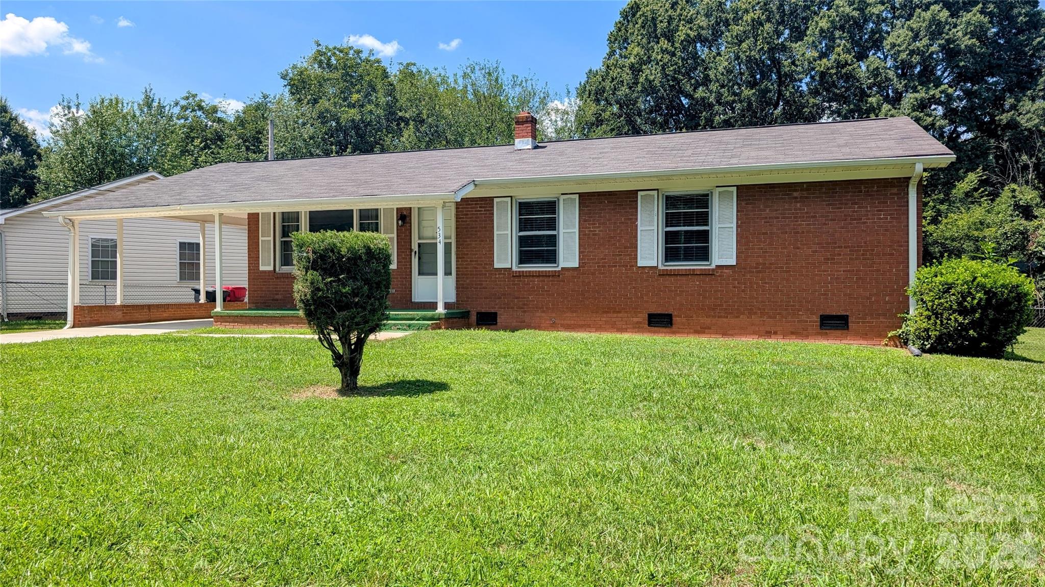 534 Westside Terrace Property Photo 1