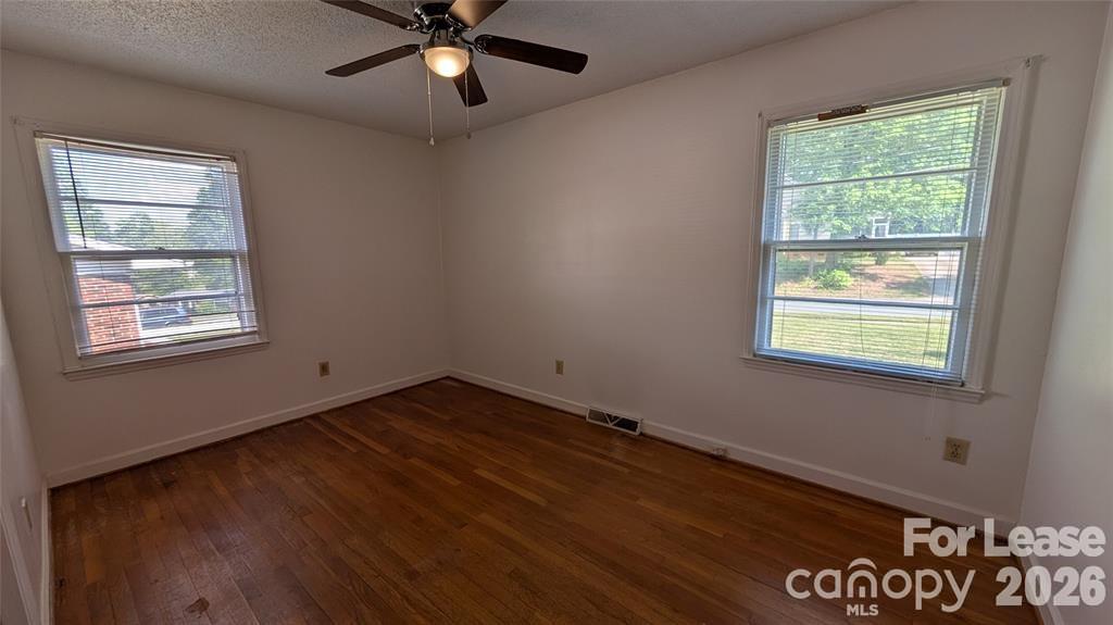 534 Westside Terrace Property Photo 23