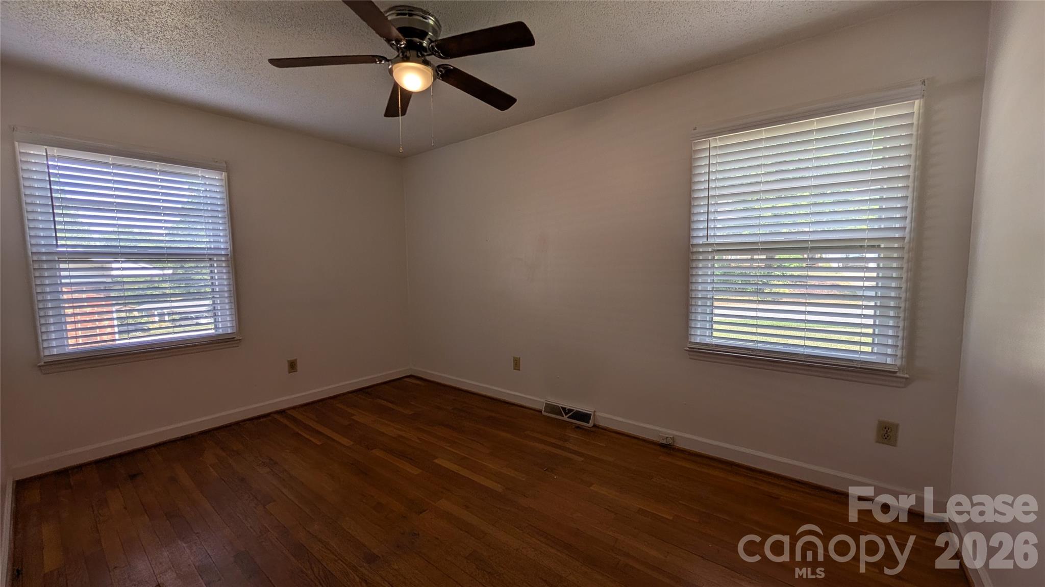 534 Westside Terrace Property Photo 25
