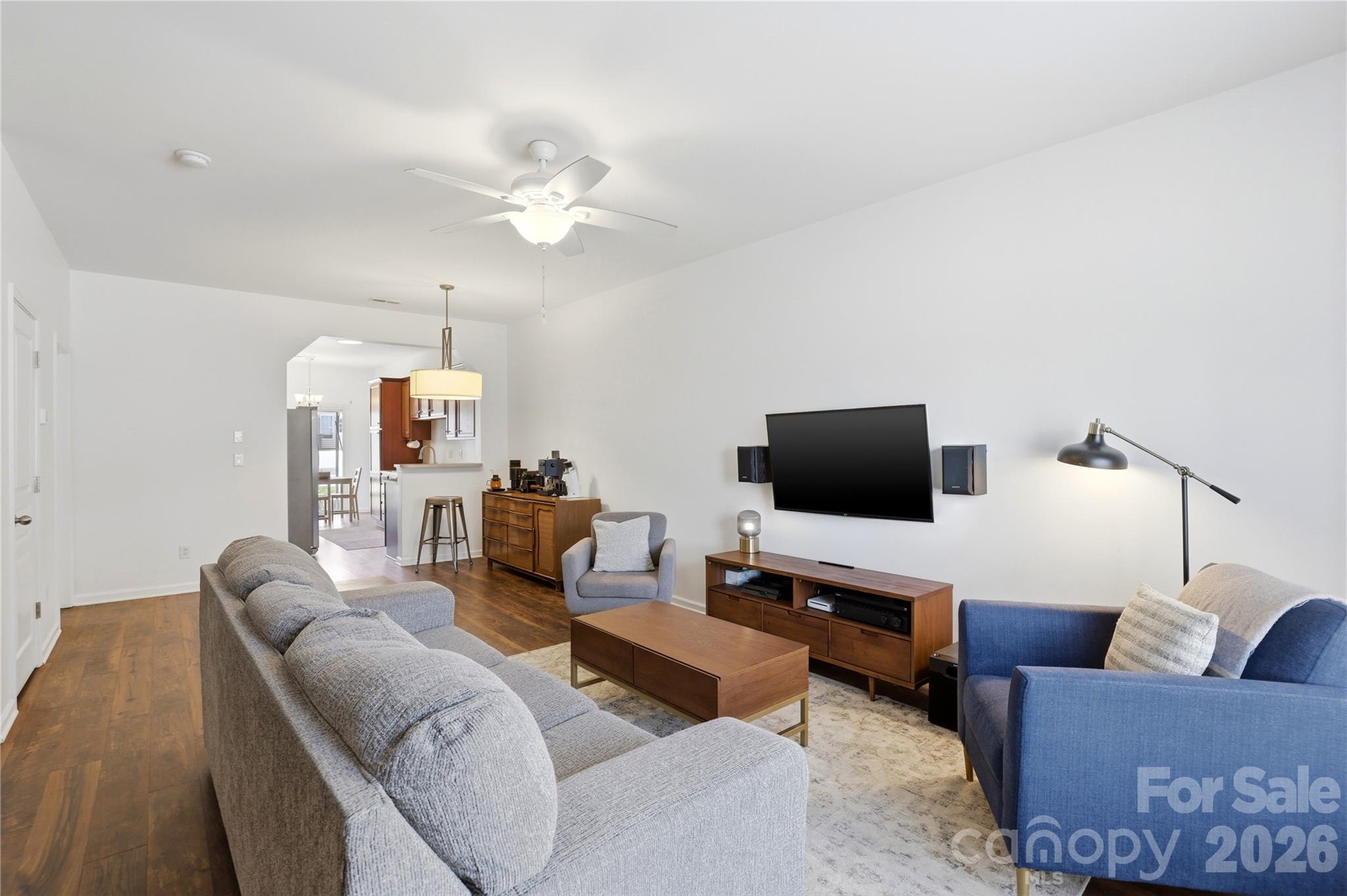 1005 Laparc Lane Property Photo 9