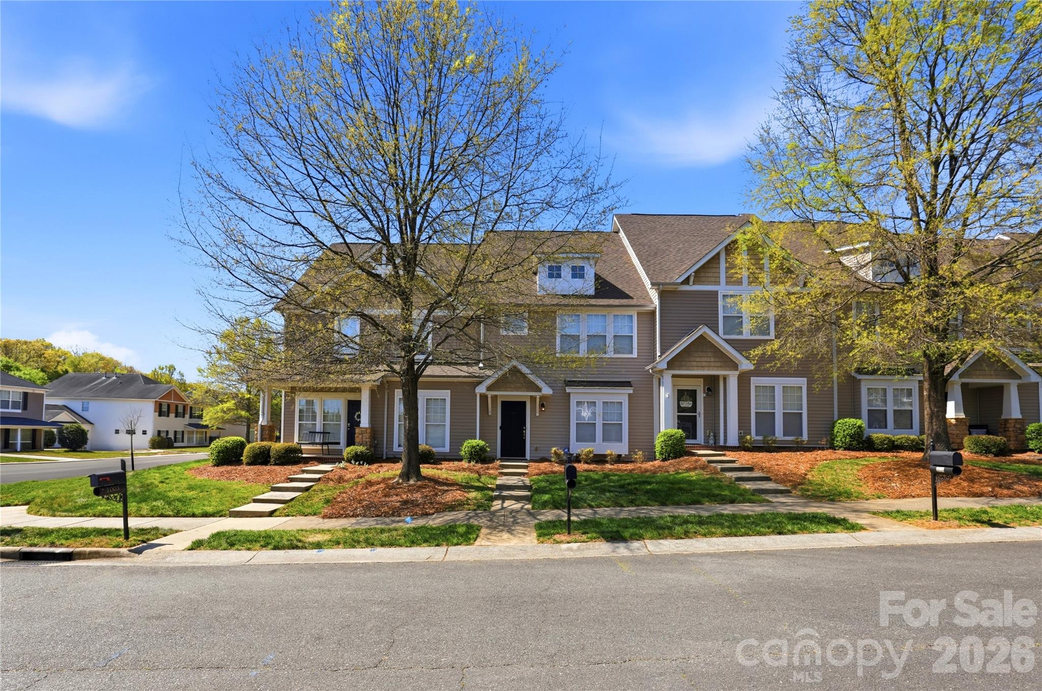 1005 Laparc Lane Property Photo 33
