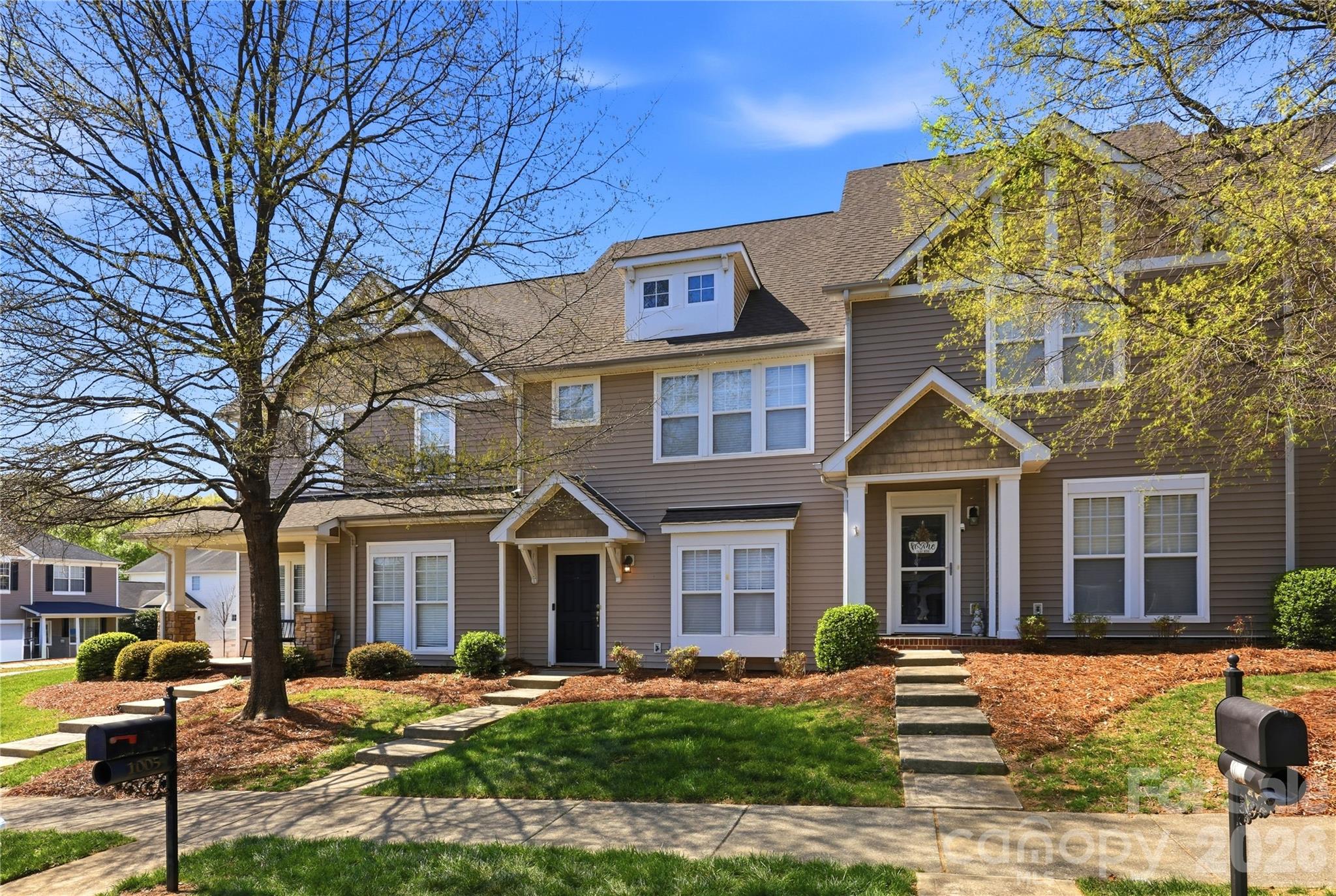 1005 Laparc Lane Property Photo 35