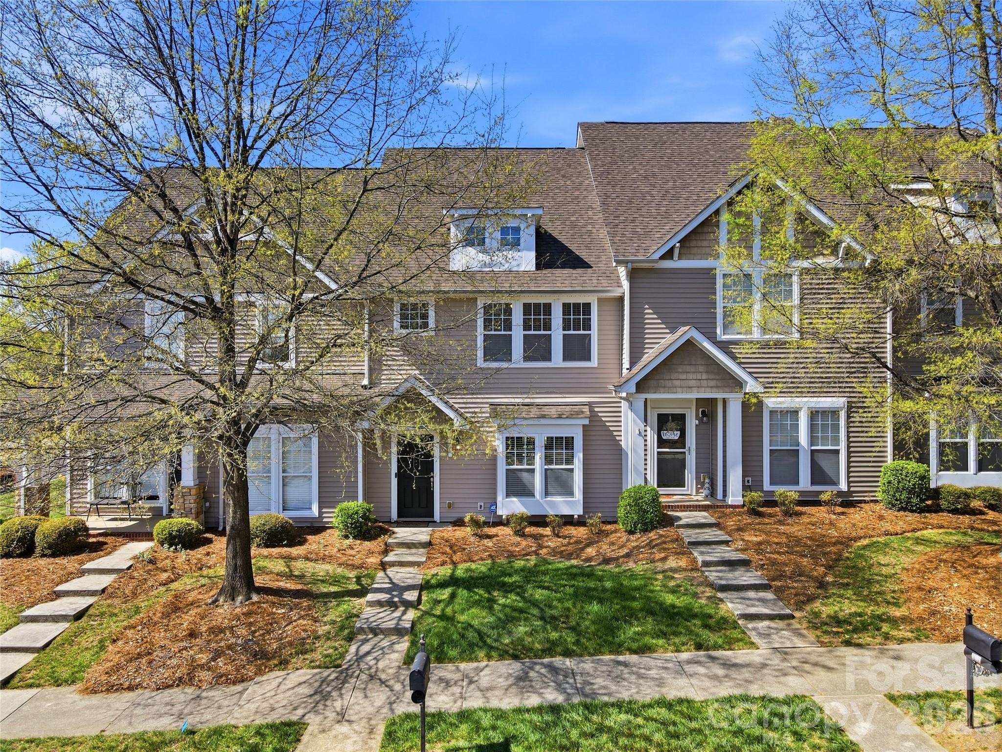 1005 Laparc Lane Property Photo 36