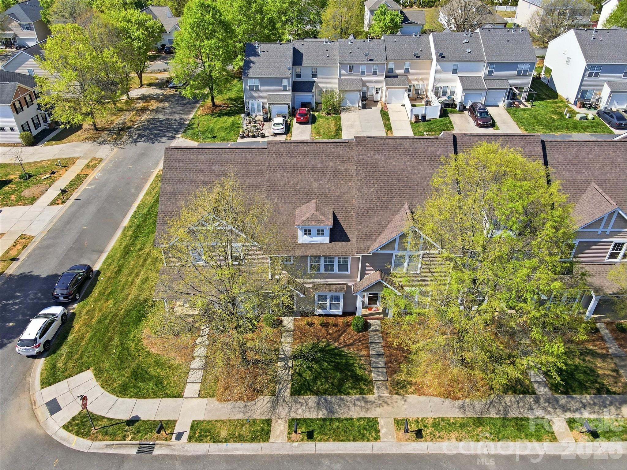 1005 Laparc Lane Property Photo 37