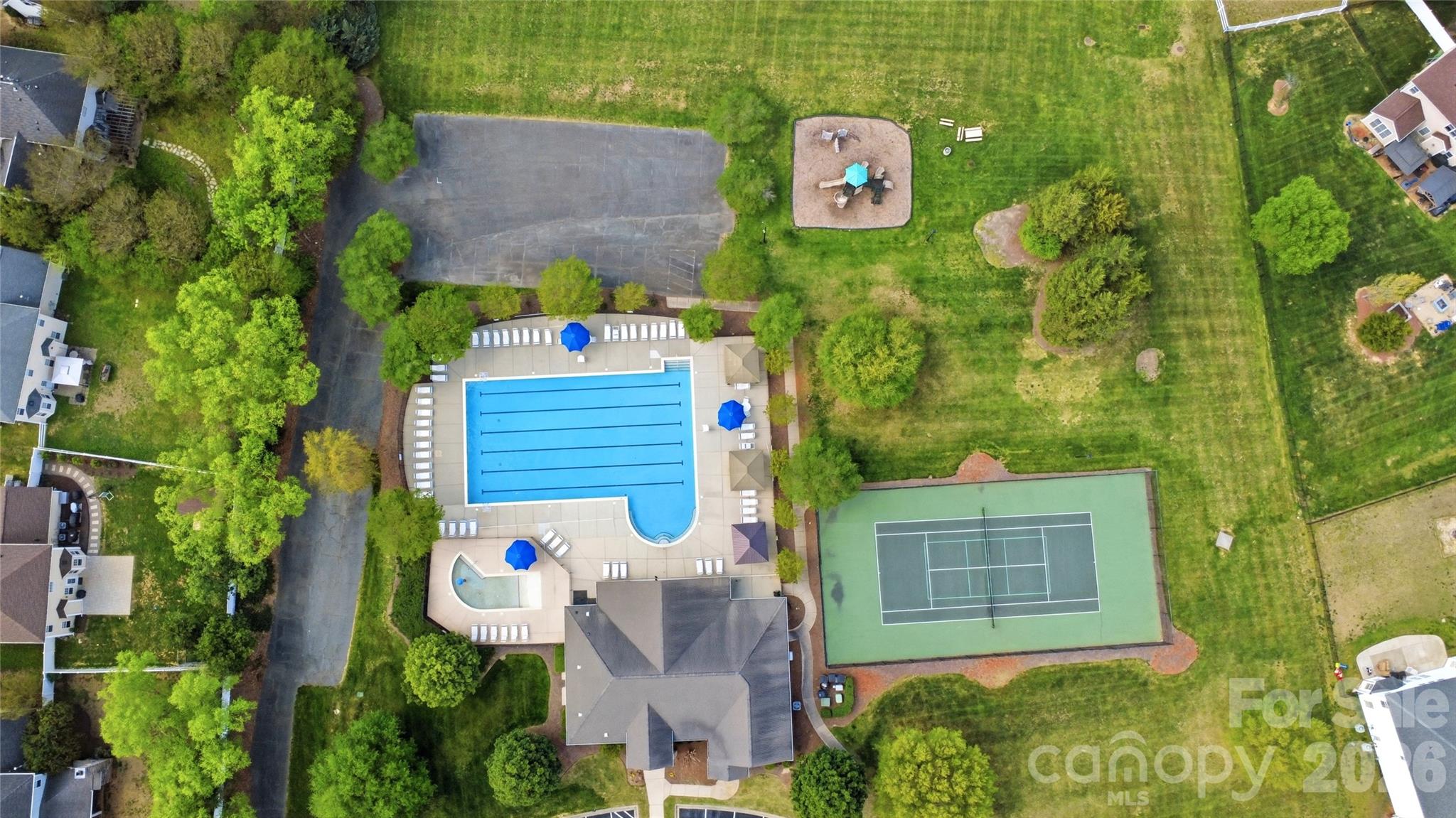 1005 Laparc Lane Property Photo 42