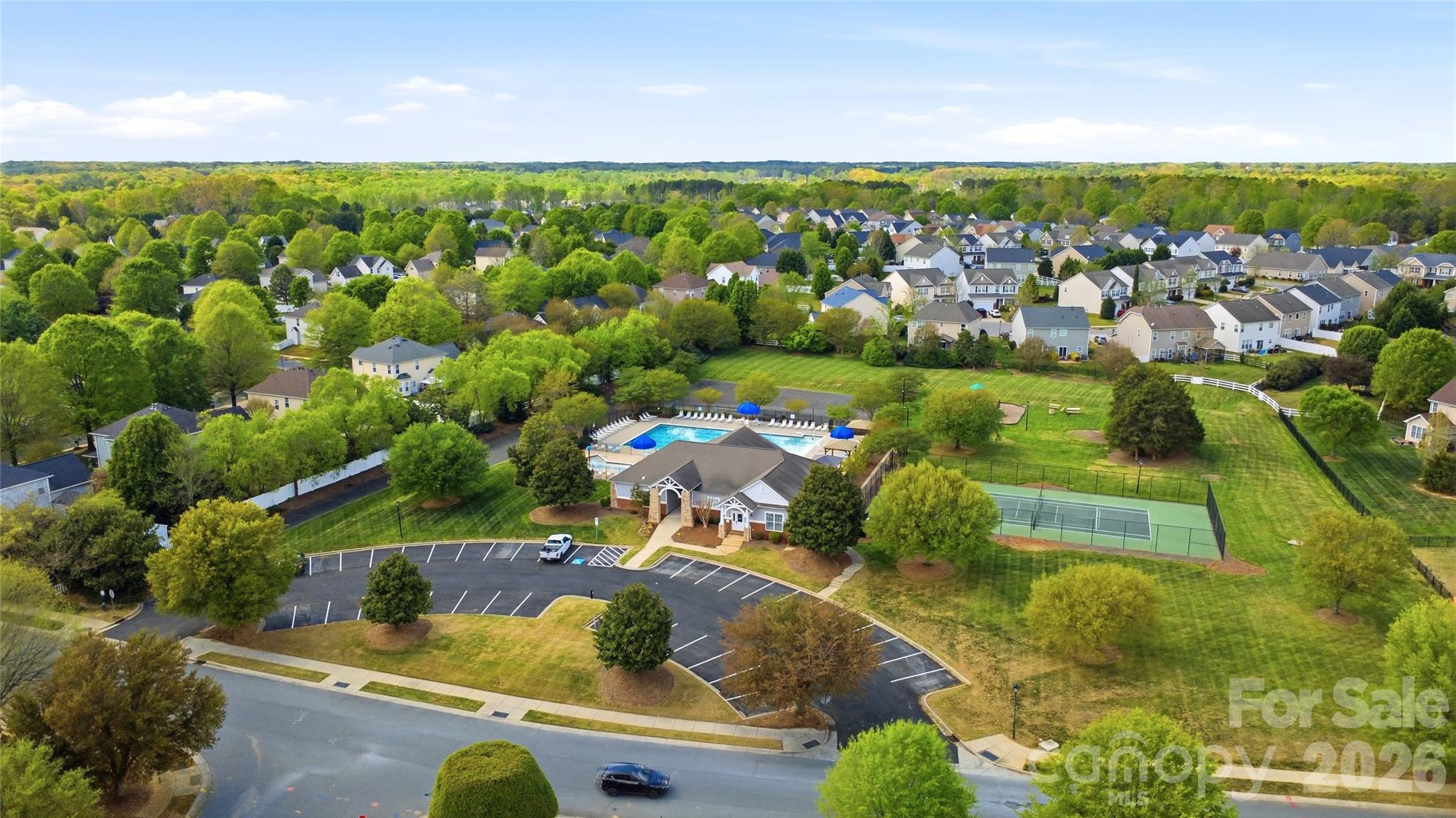 1005 Laparc Lane Property Photo 43