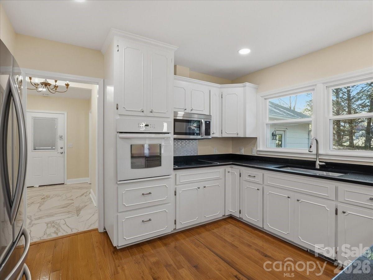 2129 James Court Property Photo 14