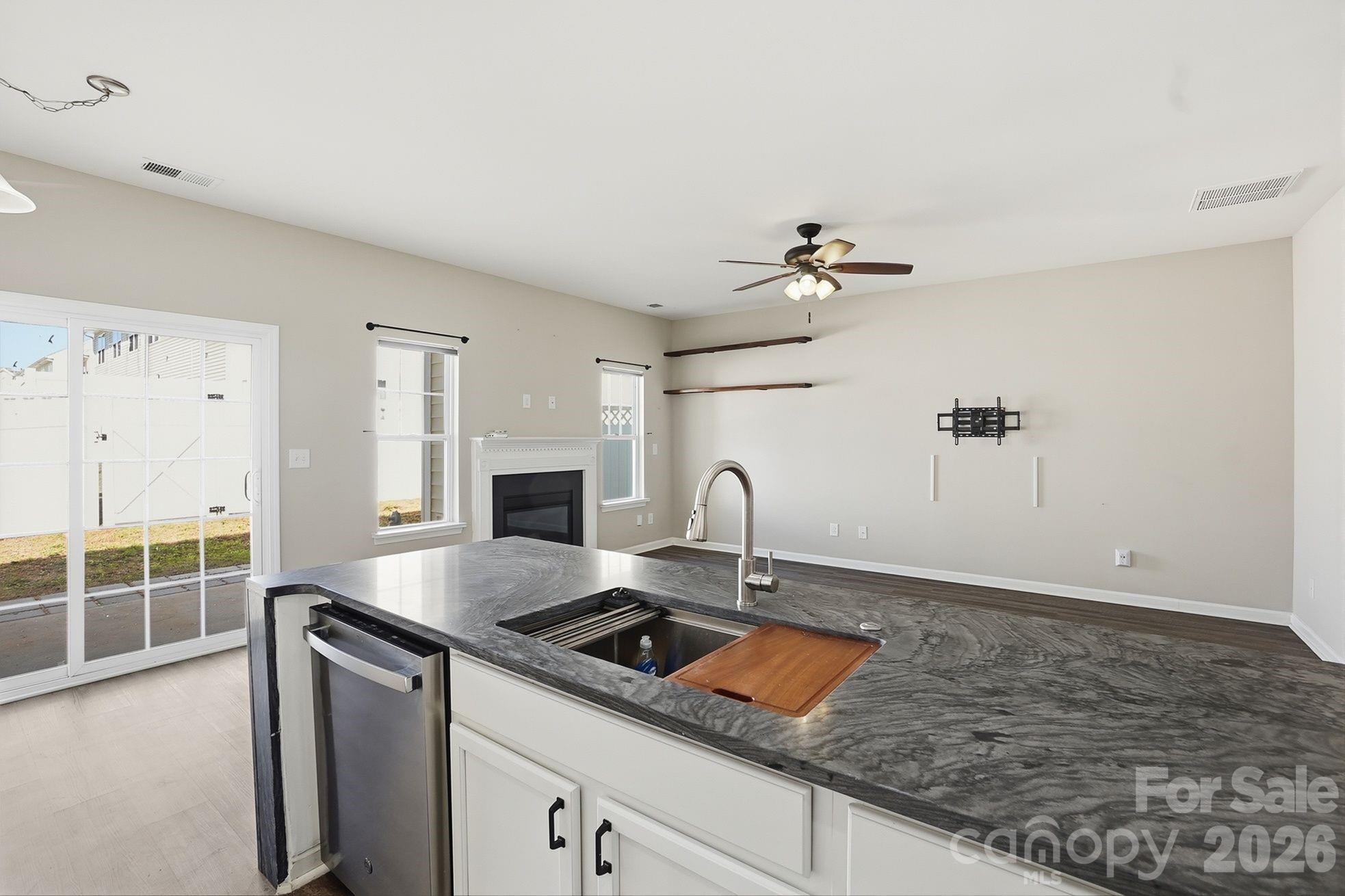 2095 Shady Pond Drive Property Photo 11