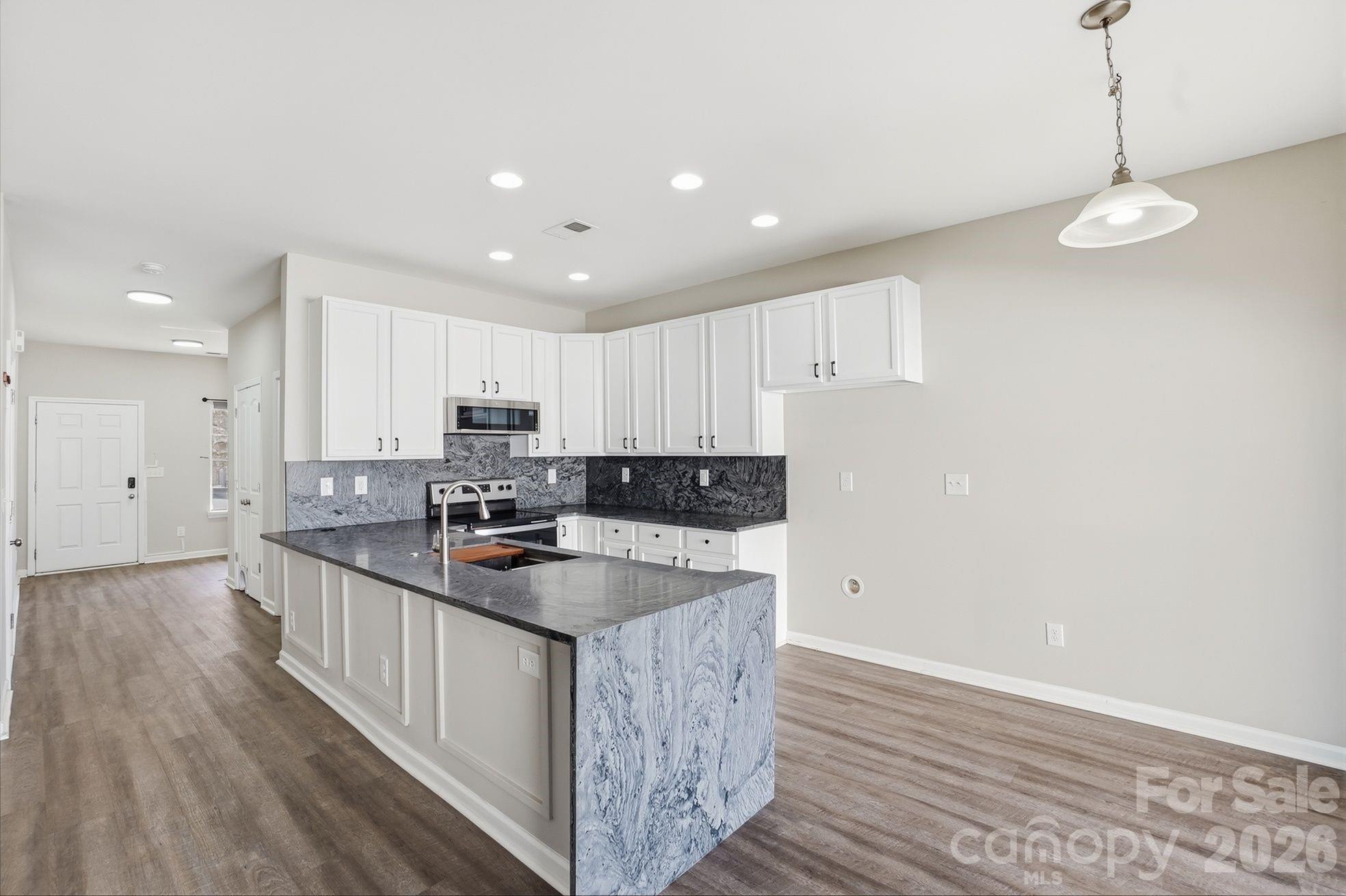 2095 Shady Pond Drive Property Photo 13