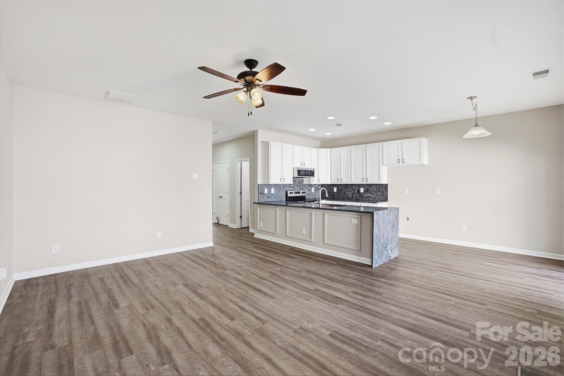 2095 Shady Pond Drive Property Photo 15