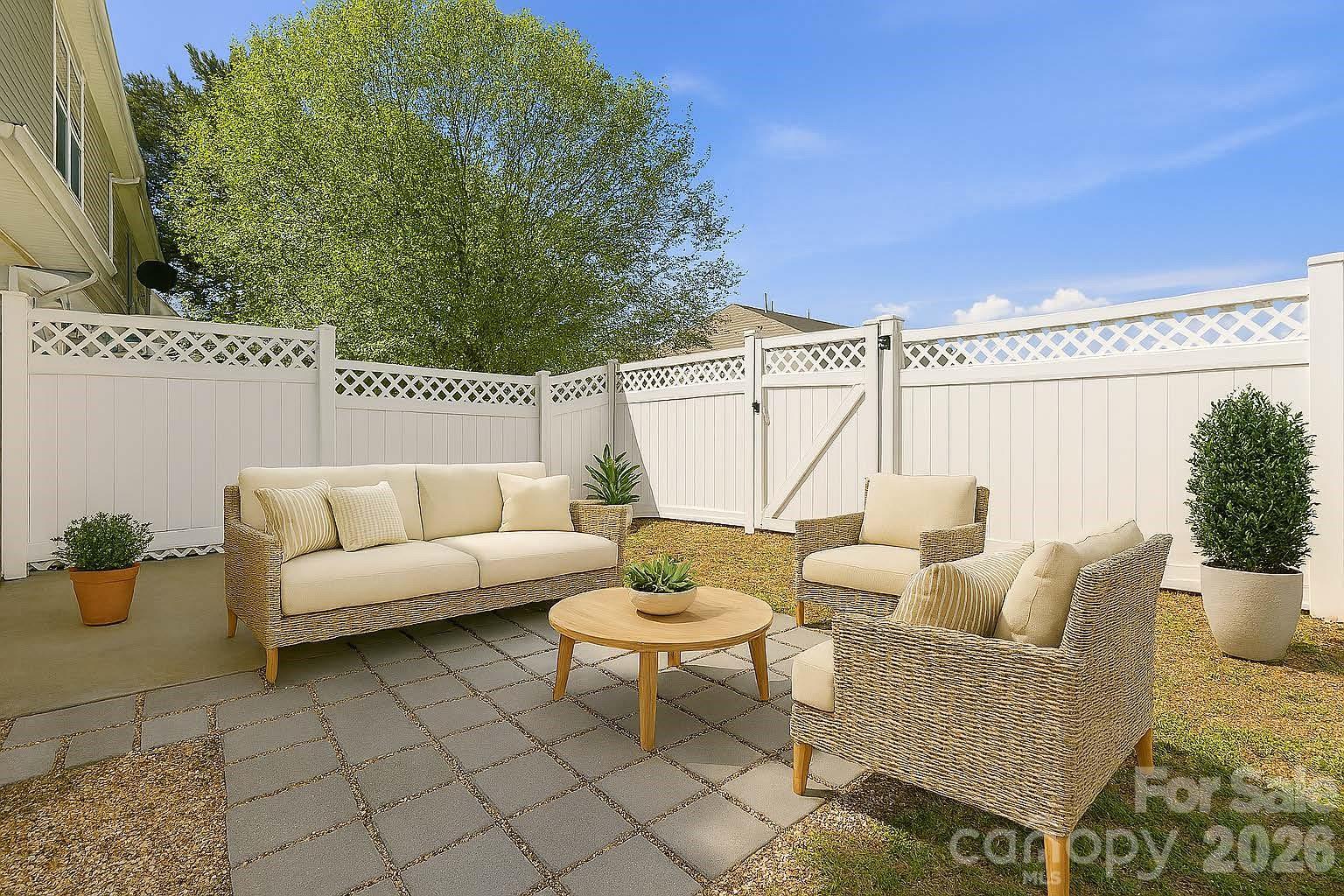 2095 Shady Pond Drive Property Photo 32