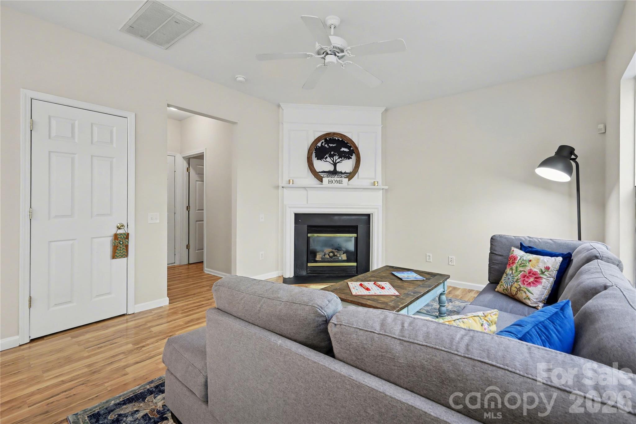 6930 Beverly Springs Drive Property Photo 8