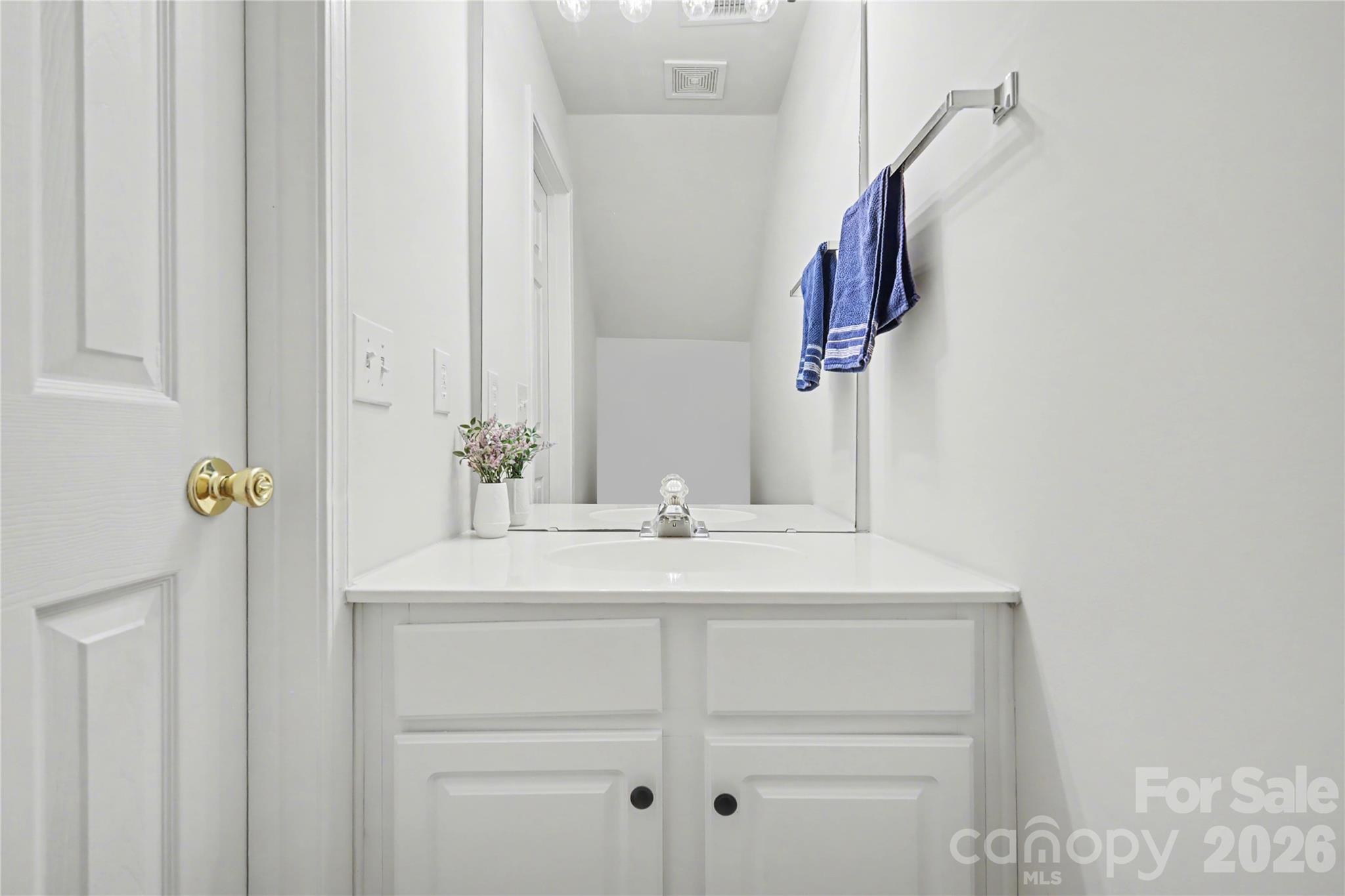 6930 Beverly Springs Drive Property Photo 9
