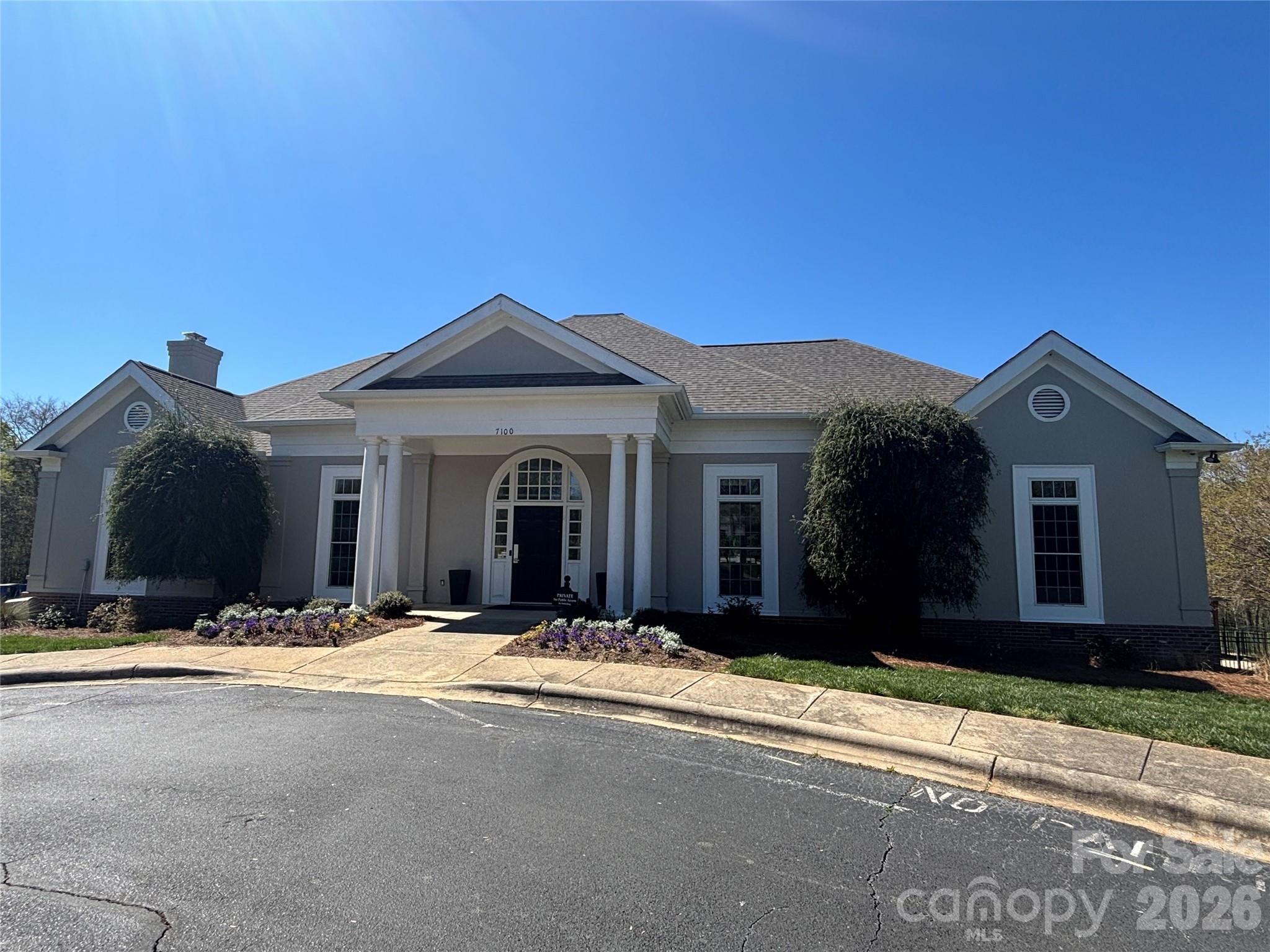 6930 Beverly Springs Drive Property Photo 21