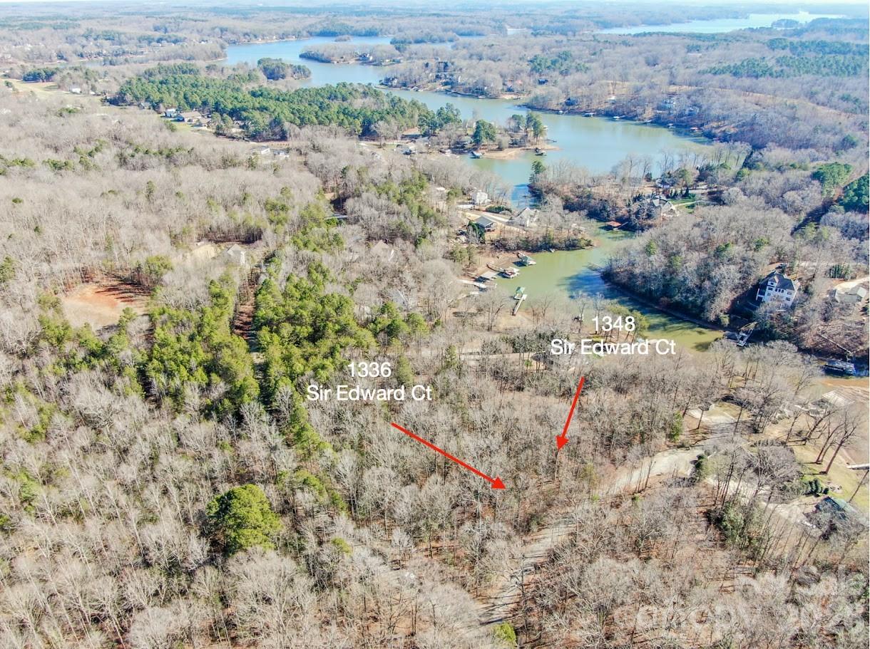 1336 Sir Edward Court Property Photo 4