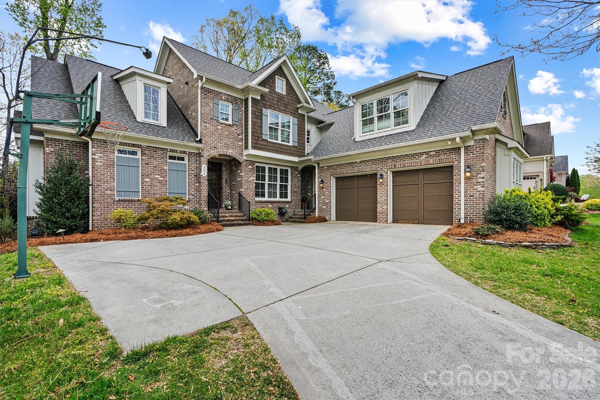 224 Birdie Drive Property Photo 1