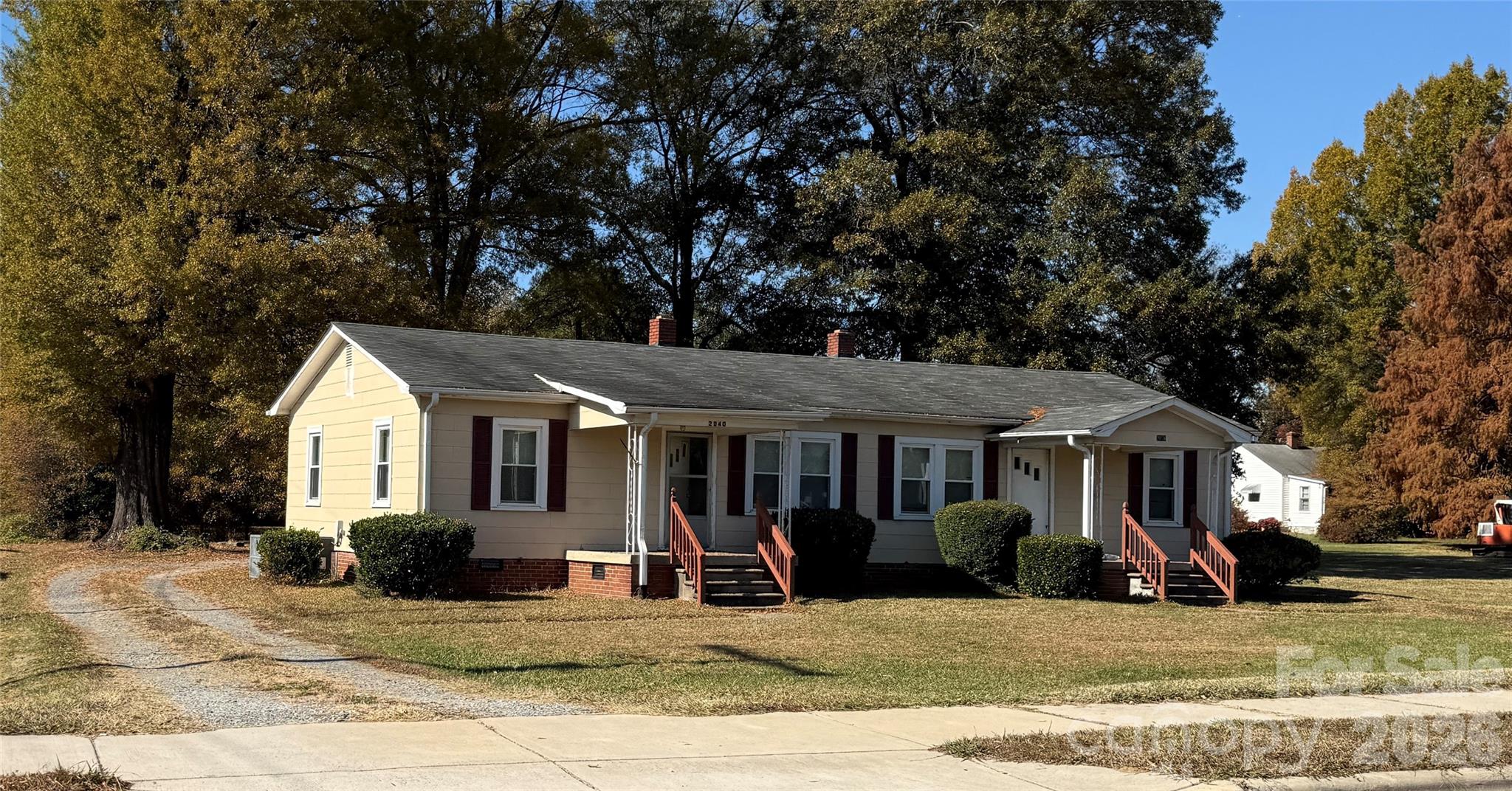 2040 Kannapolis Highway Property Photo 2